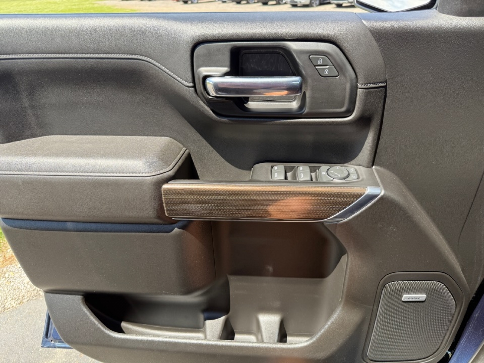 2022 Chevrolet Silverado 1500 LTD 4WD Crew Cab Short Bed LT Trail Boss, 38374, Photo