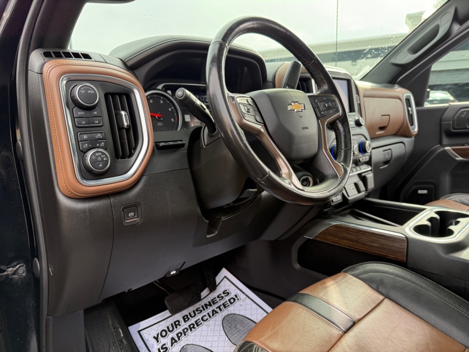 2022 Chevrolet Silverado 2500HD 4WD Crew Cab Standard Bed High Country, 39199, Photo