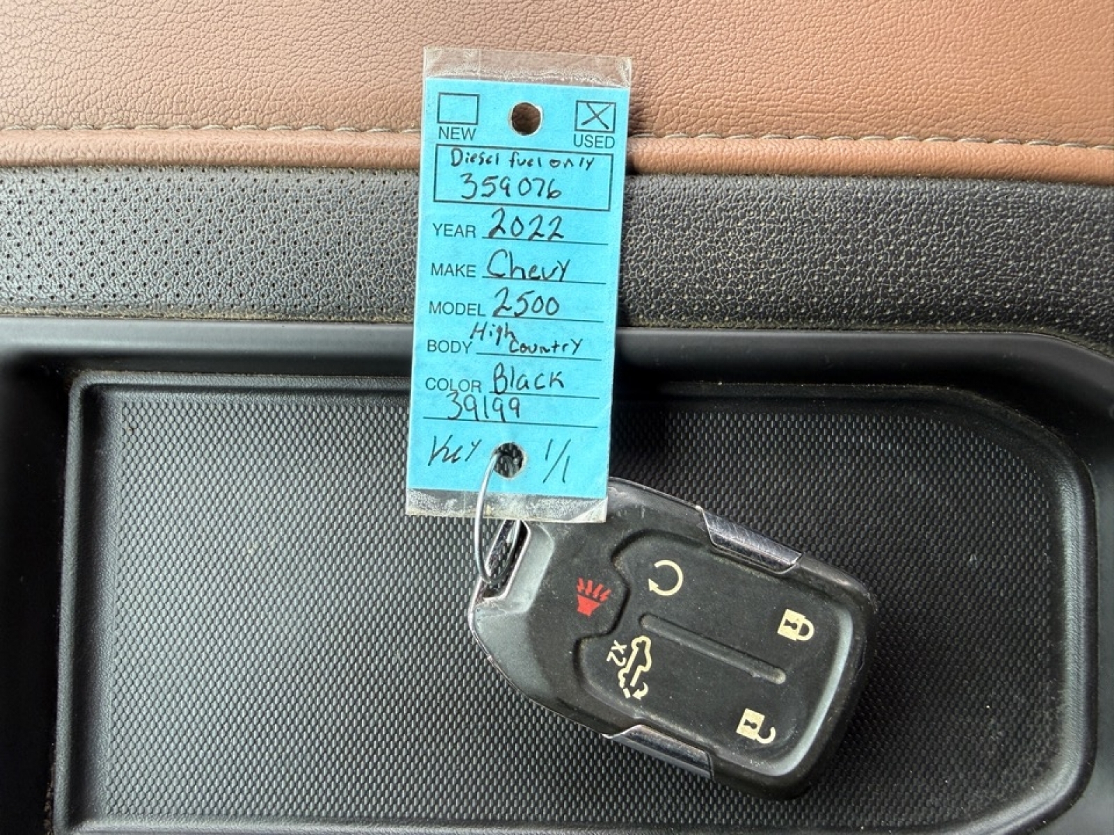 2022 Chevrolet Silverado 2500HD 4WD Crew Cab Standard Bed High Country, 39199, Photo