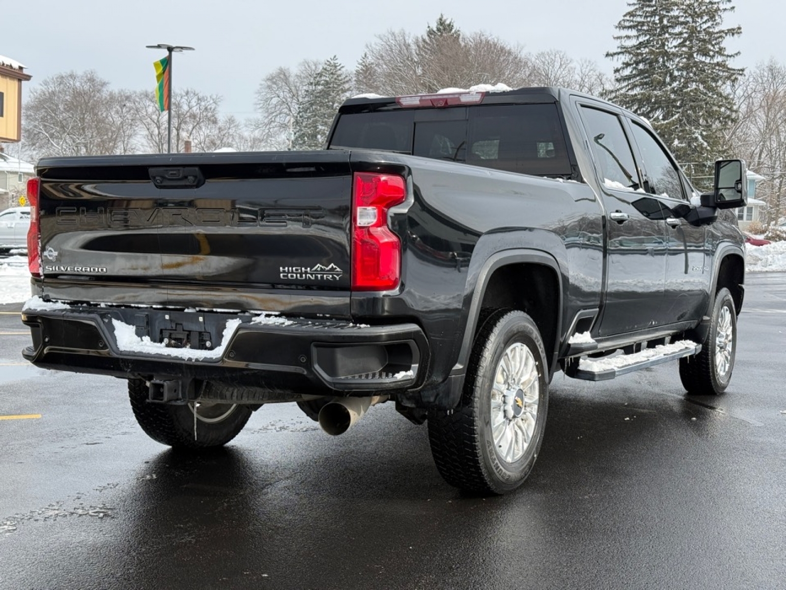 2022 Chevrolet Silverado 2500HD 4WD Crew Cab Standard Bed High Country, 39199, Photo