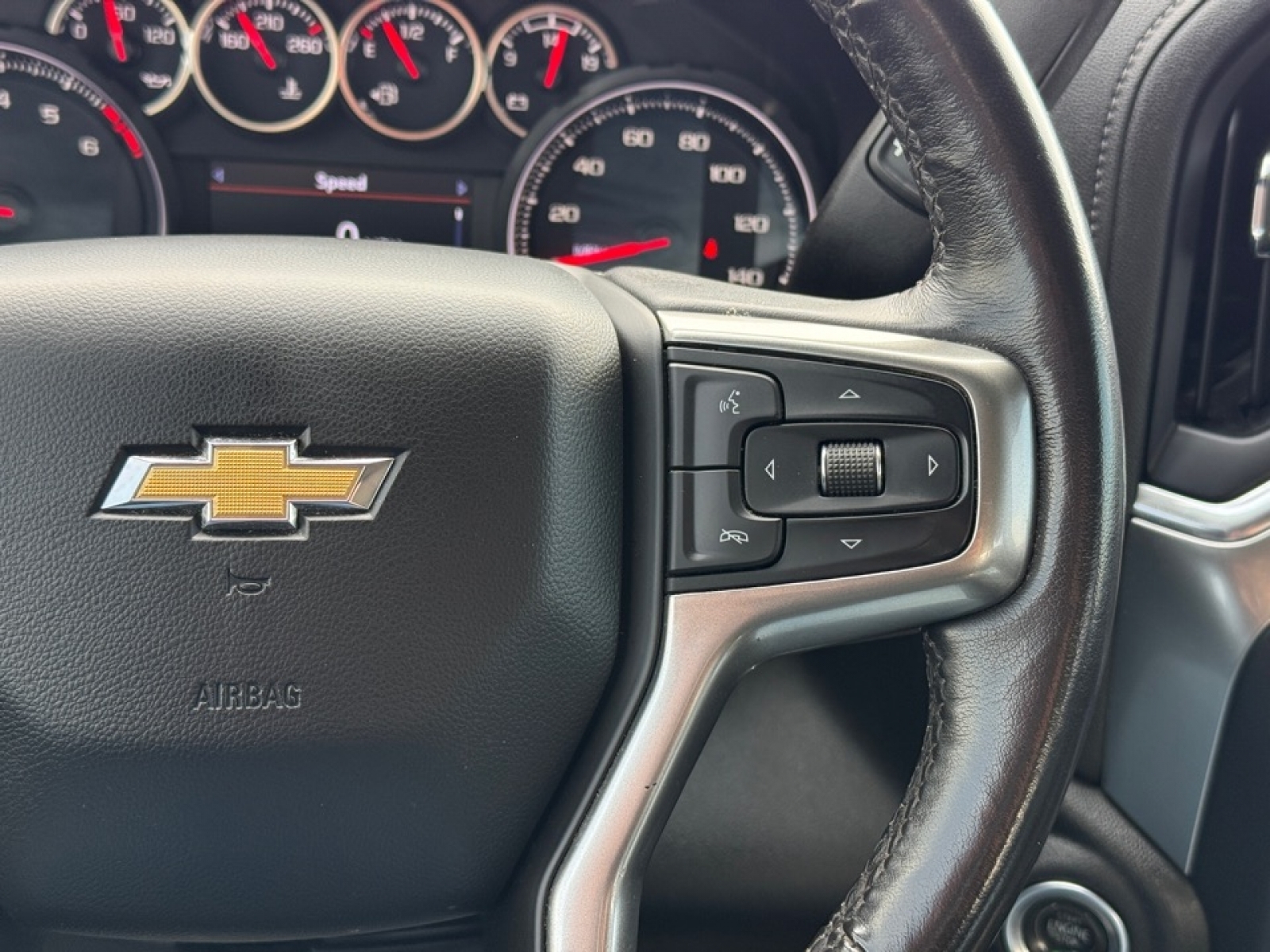 2022 Chevrolet Silverado 2500HD 4WD Crew Cab Standard Bed LTZ, 39293A, Photo