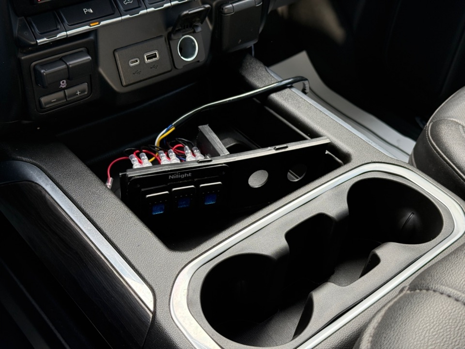 2022 Chevrolet Silverado 2500HD 4WD Crew Cab Standard Bed LTZ, 39293A, Photo