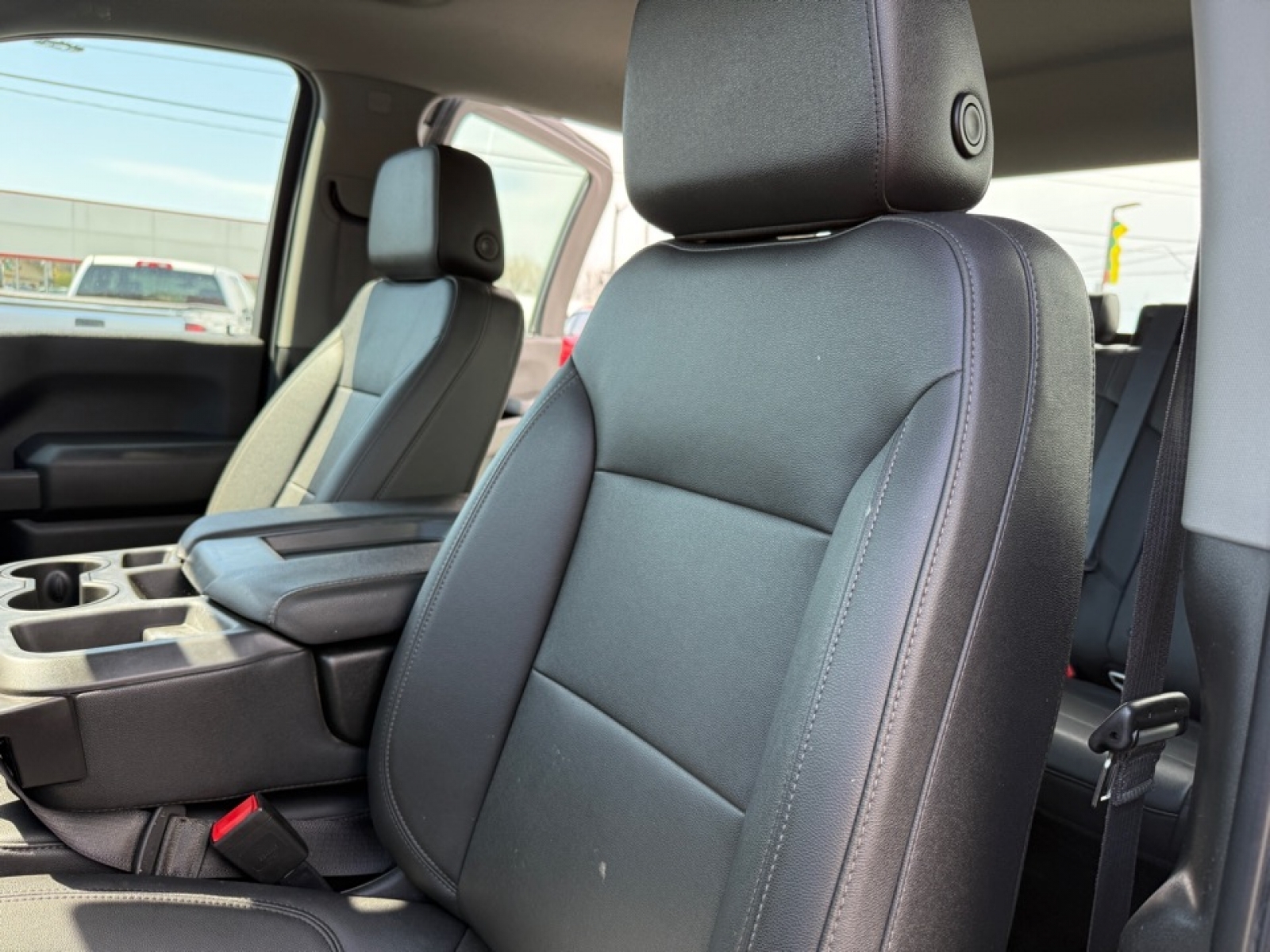 2022 Chevrolet Silverado 3500HD Chassis Work Truck, 39727, Photo