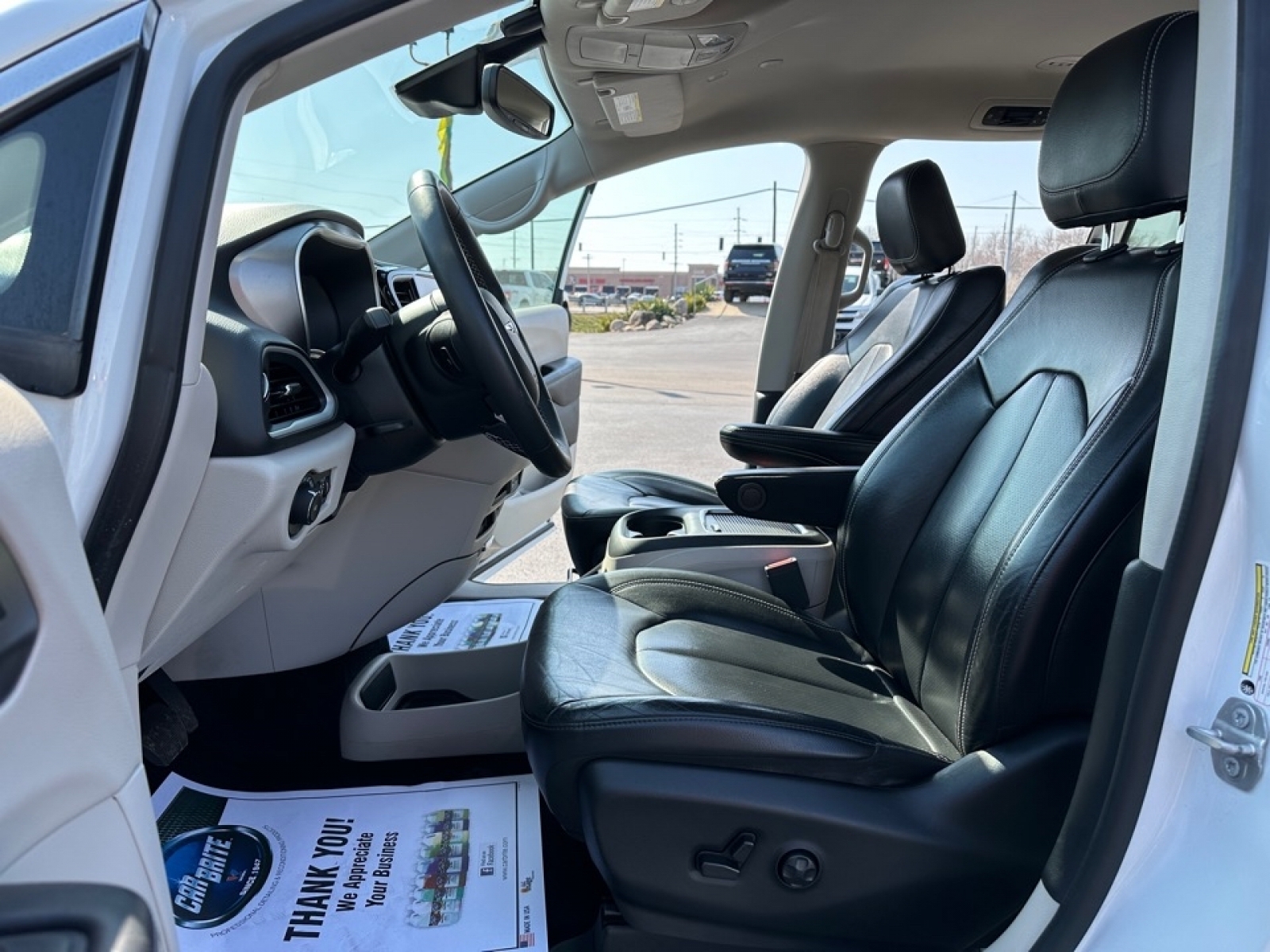 2022 Chrysler Pacifica Touring L, 36590, Photo