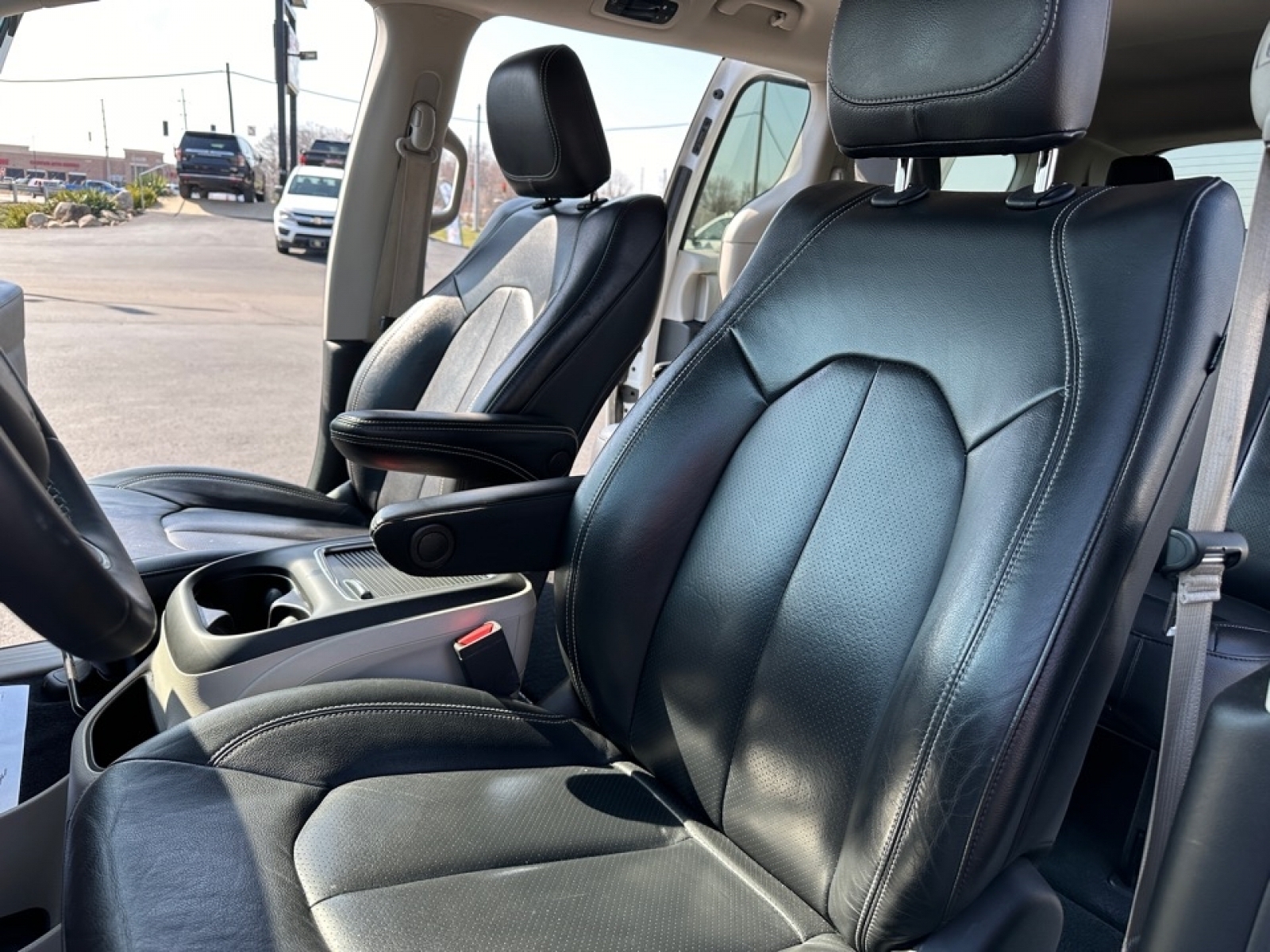 2022 Chrysler Pacifica Touring L, 36590, Photo