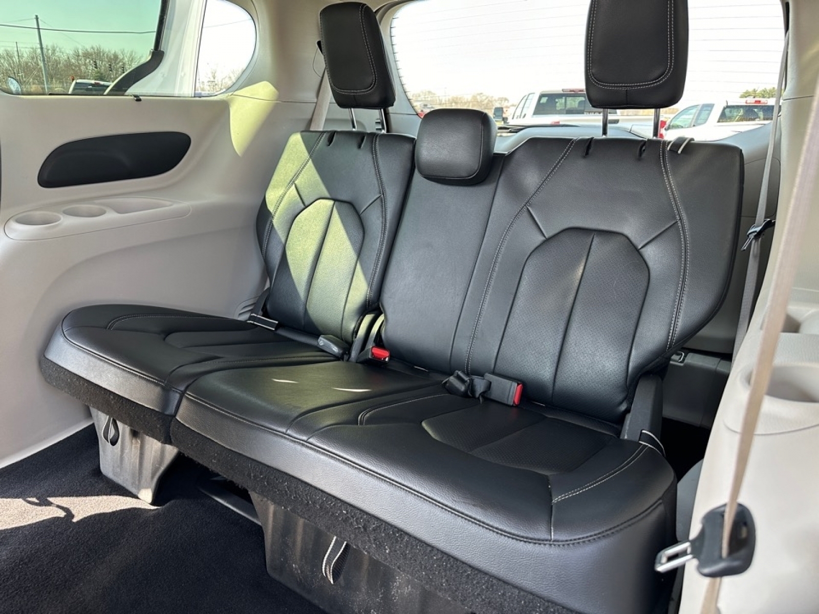 2022 Chrysler Pacifica Touring L, 36590, Photo