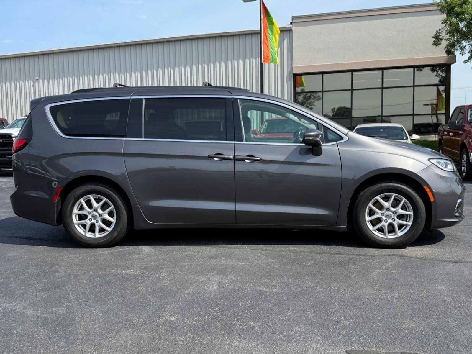 2022 Chrysler Pacifica Touring L, 39185A, Photo