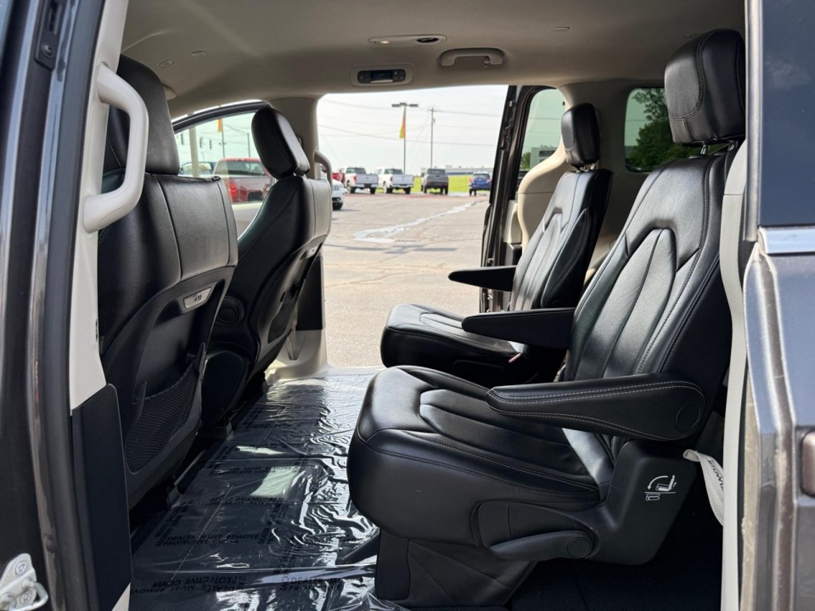 2022 Chrysler Pacifica Touring L, 39185A, Photo