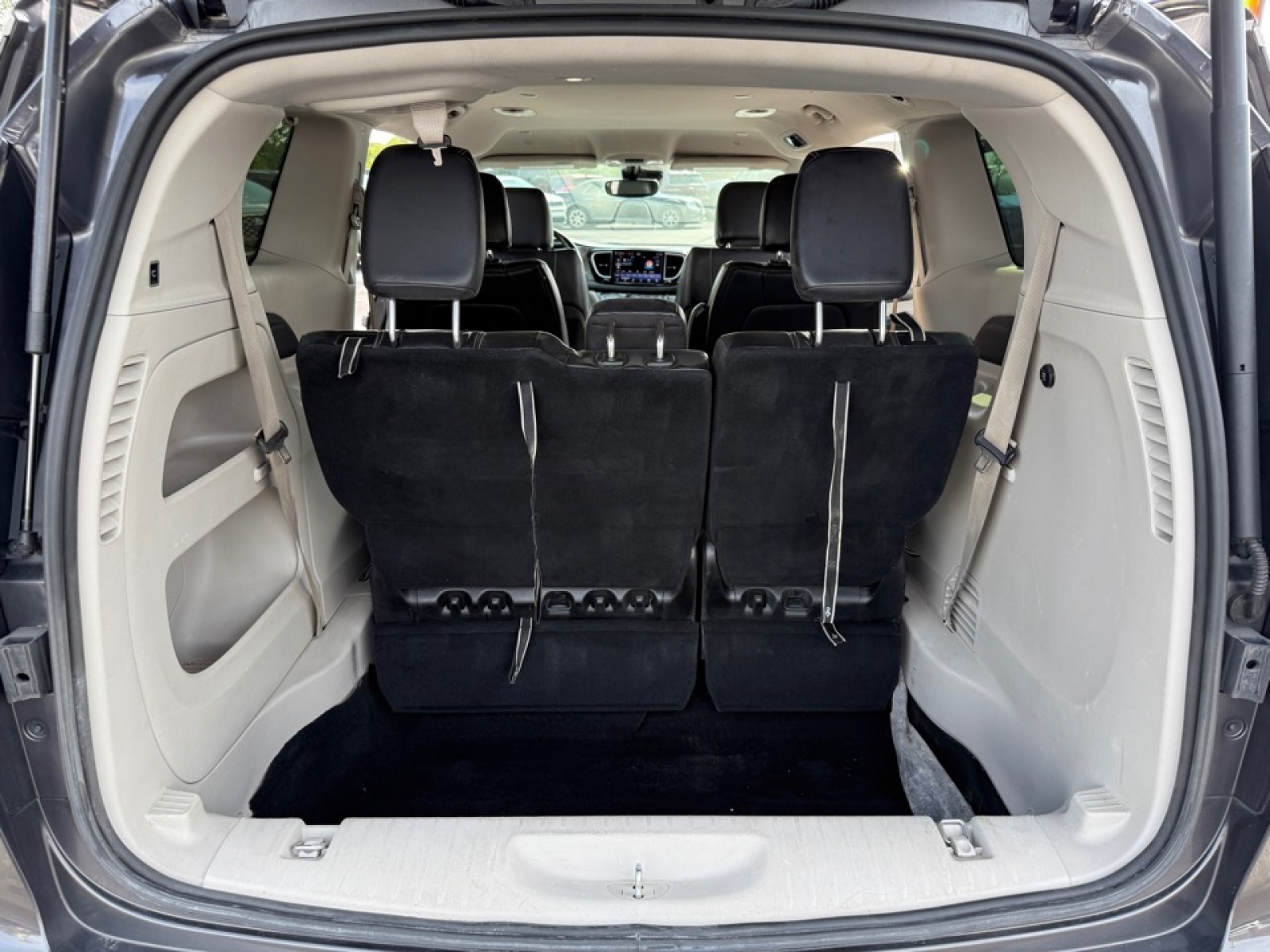 2022 Chrysler Pacifica Touring L, 39185A, Photo