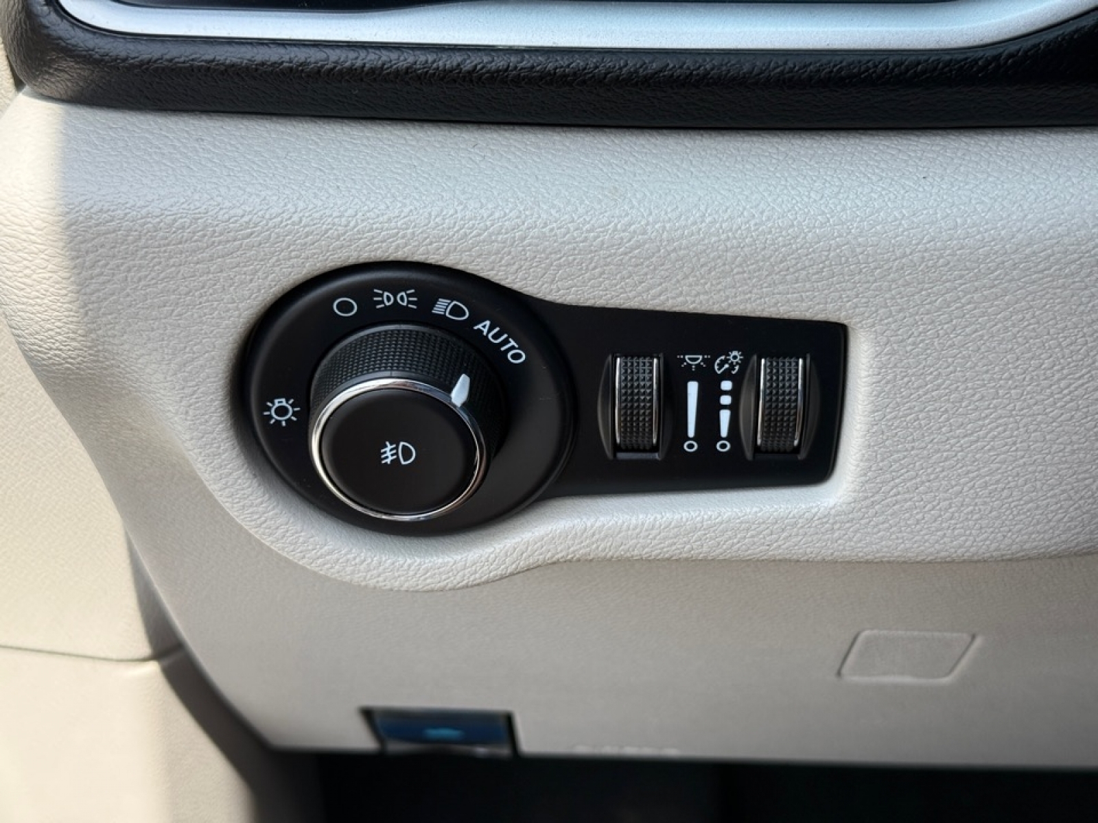 2022 Chrysler Pacifica Touring L, 39185A, Photo