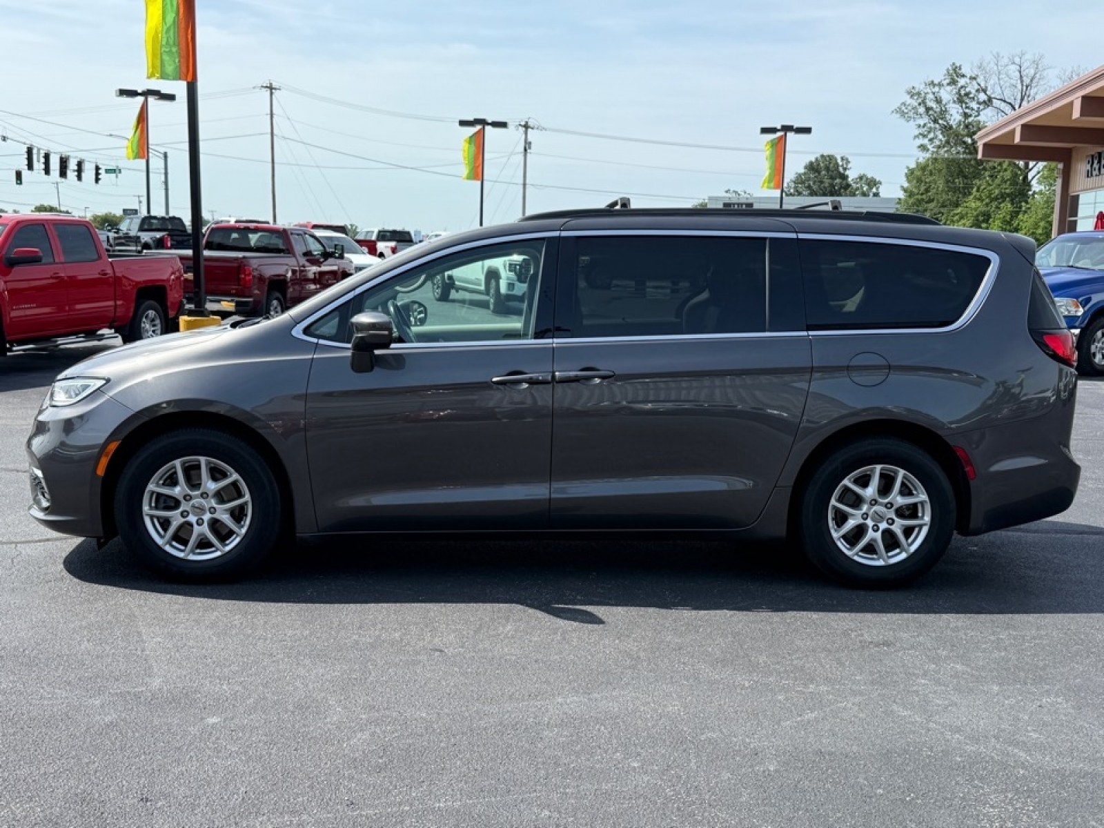 2022 Chrysler Pacifica Touring L, 39185A, Photo