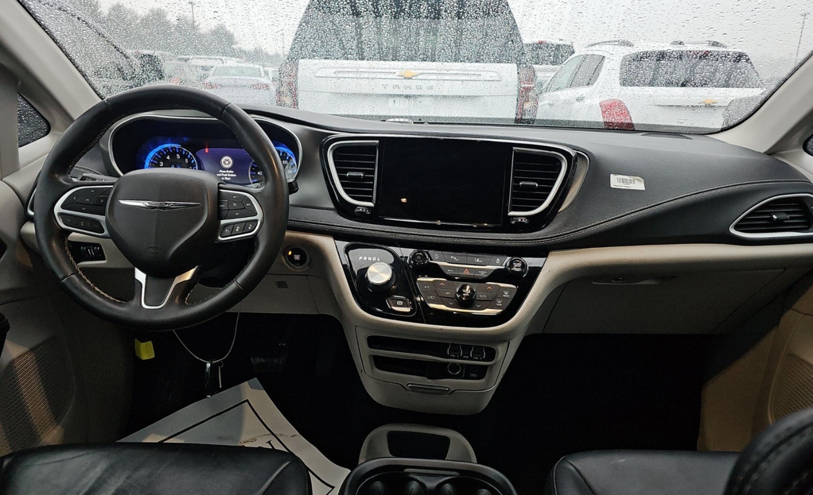 2022 Chrysler Pacifica Touring L, 39750, Photo