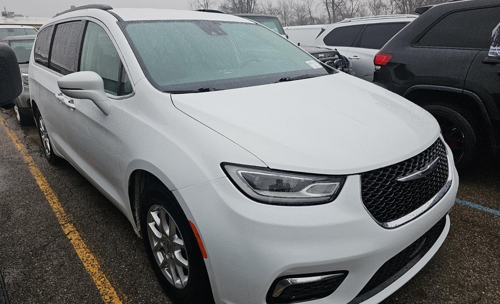 2022 Chrysler Pacifica Touring L, 39750, Photo
