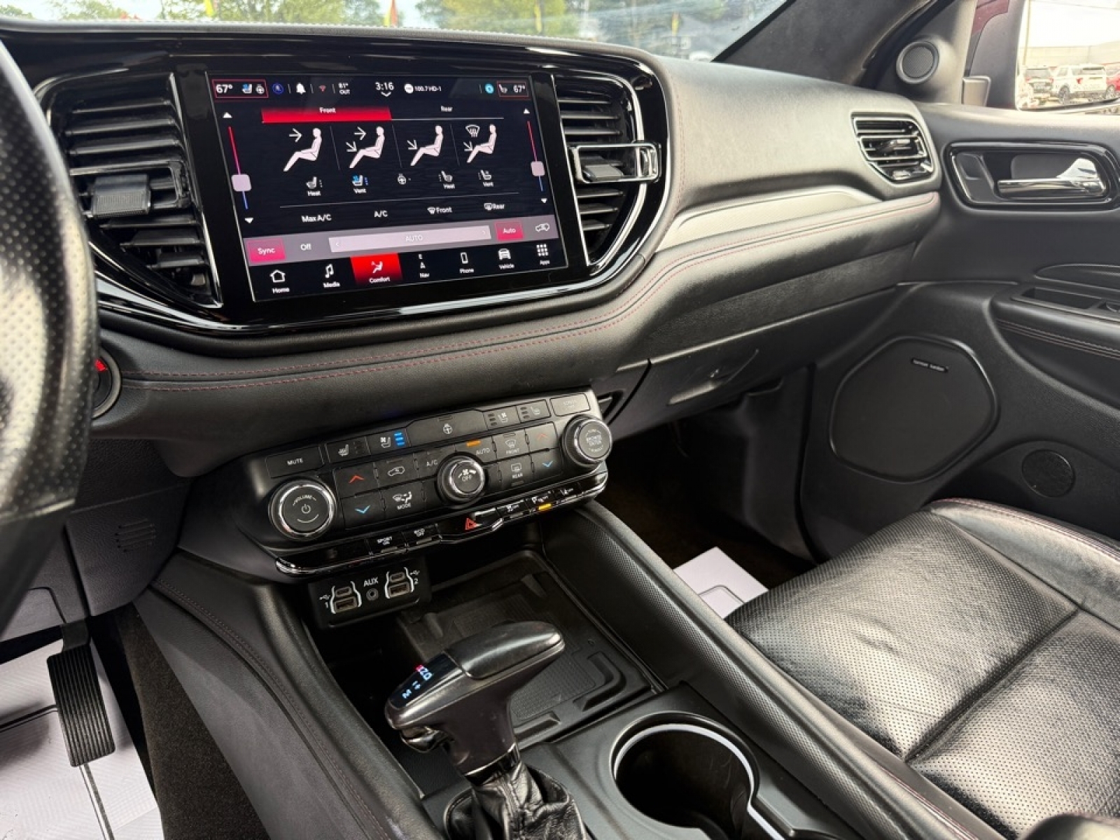 2022 Dodge Durango R/T Plus AWD, 38517, Photo