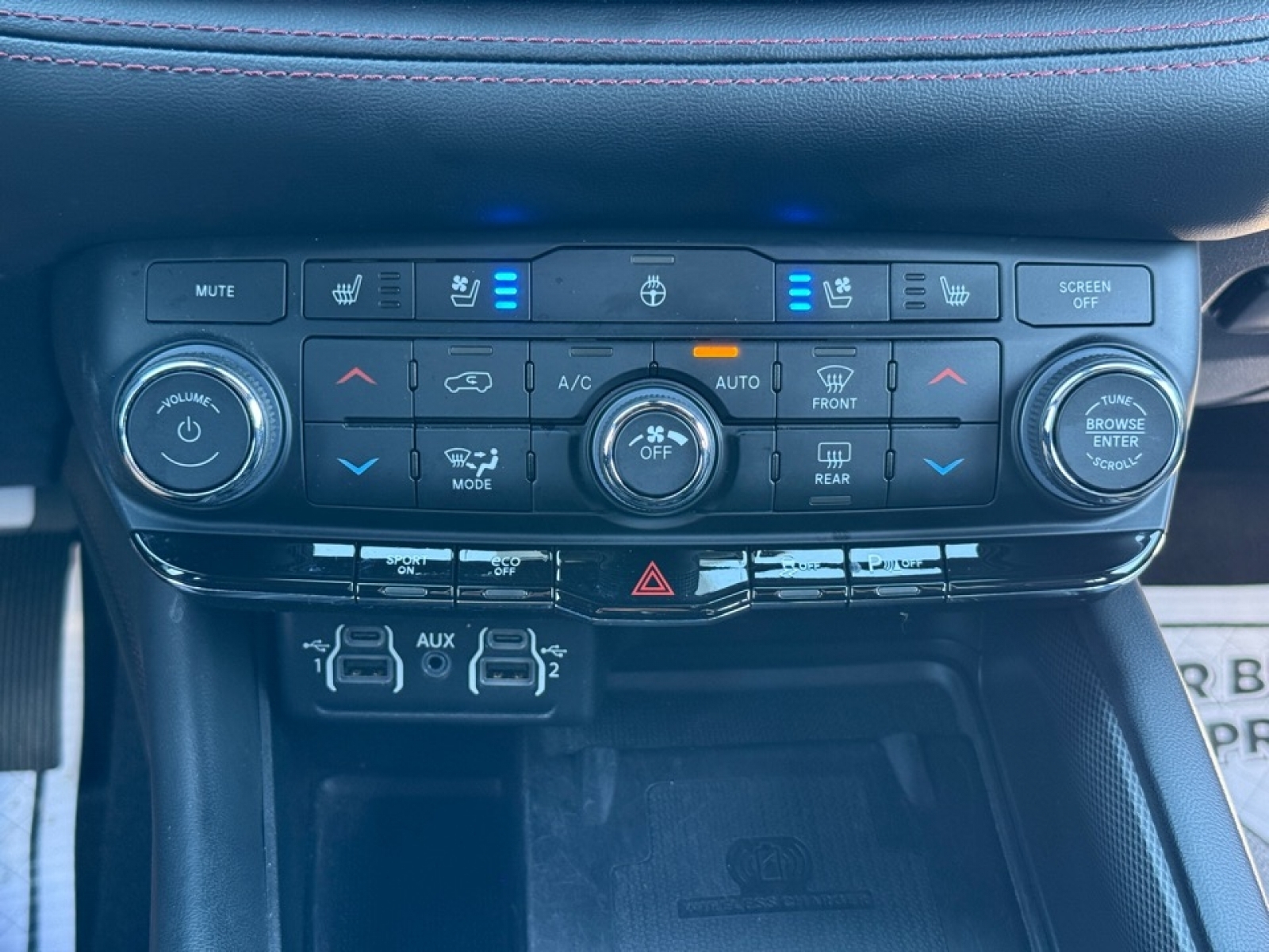 2022 Dodge Durango R/T AWD, 39549, Photo