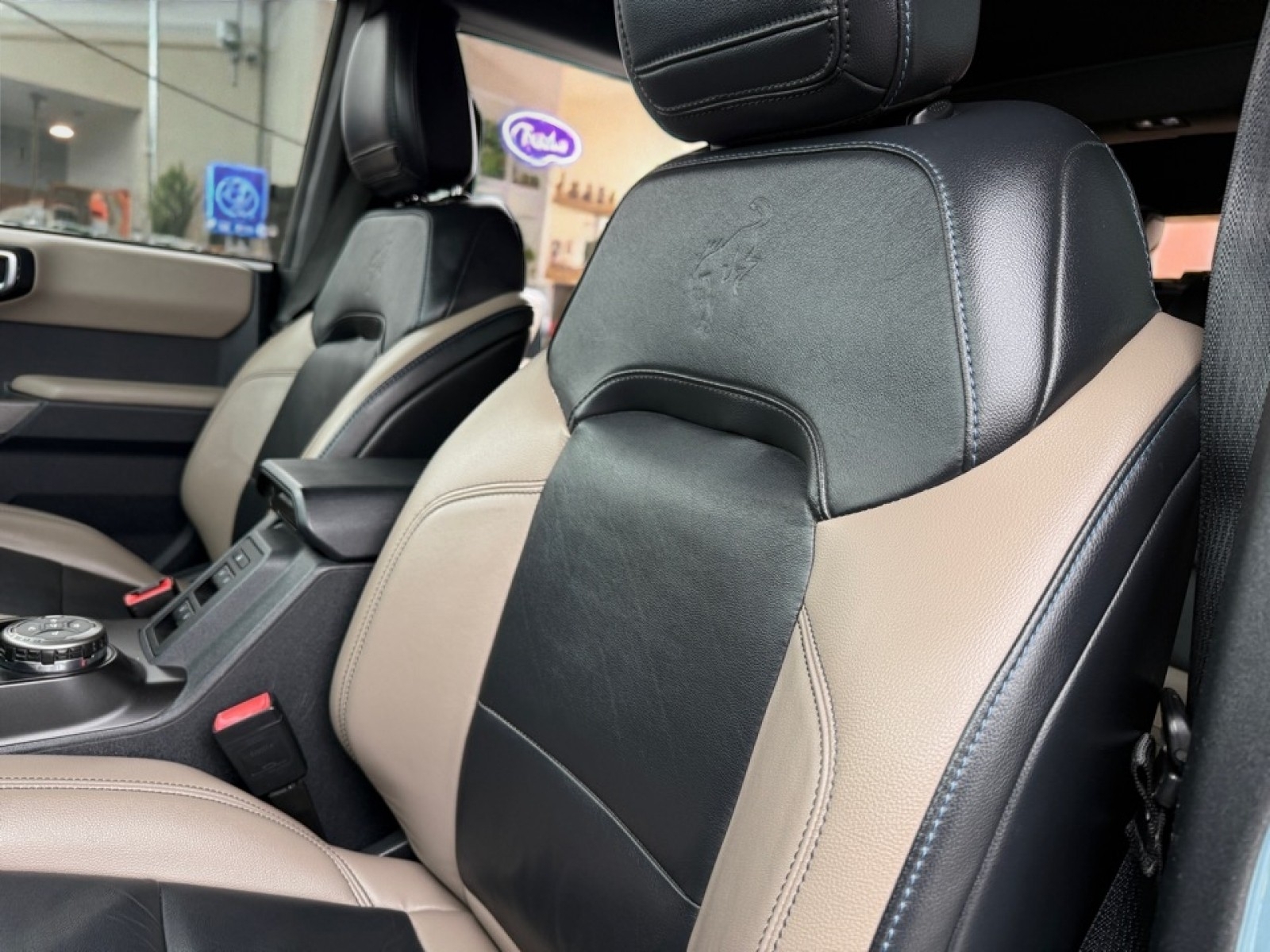 2022 Ford Bronco Wildtrak, 39027A, Photo