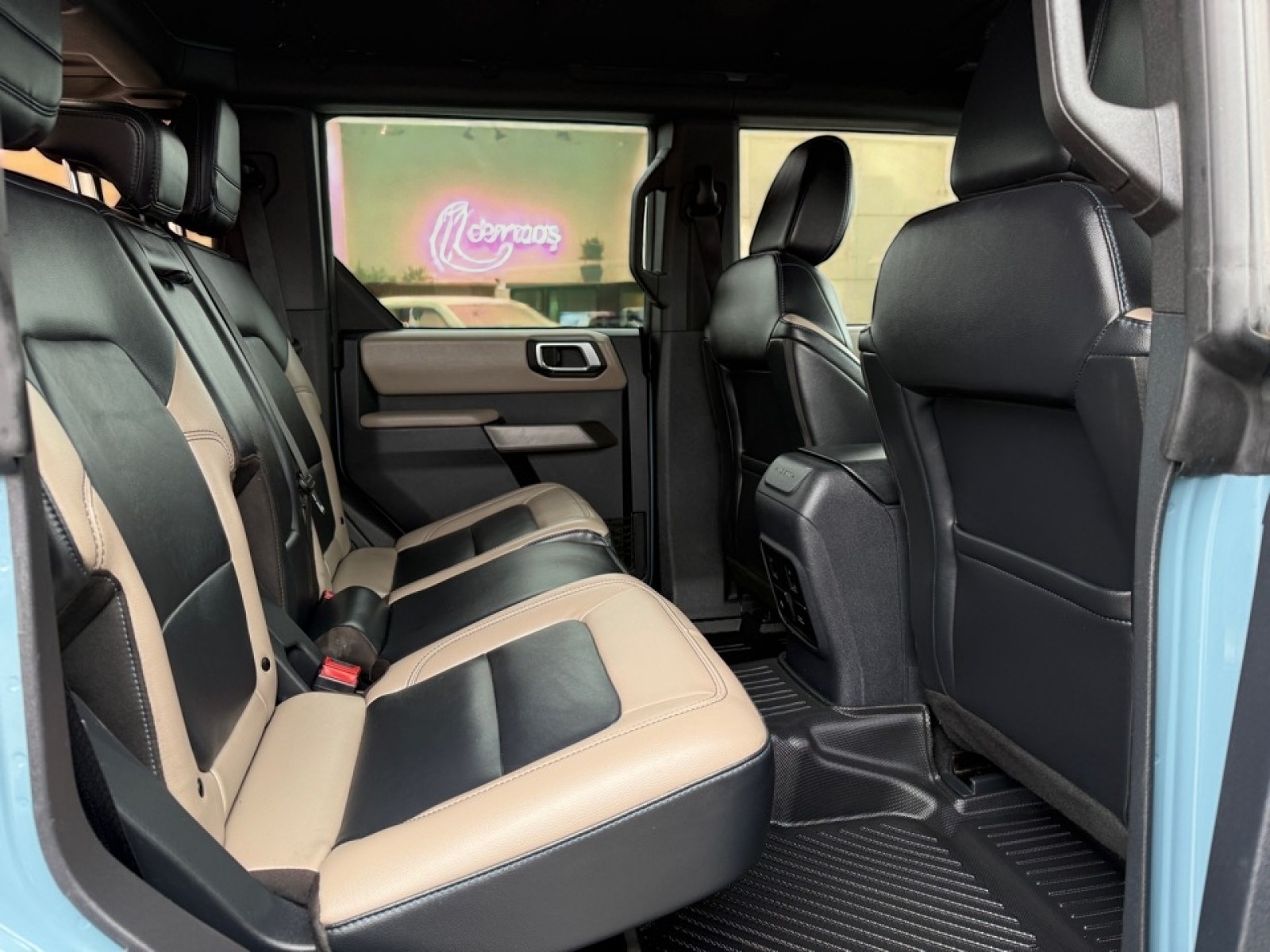 2022 Ford Bronco Wildtrak, 39027A, Photo