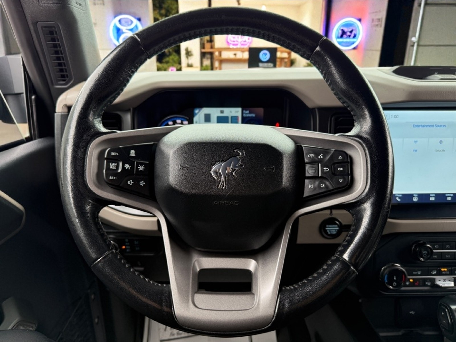 2022 Ford Bronco Wildtrak, 39027A, Photo