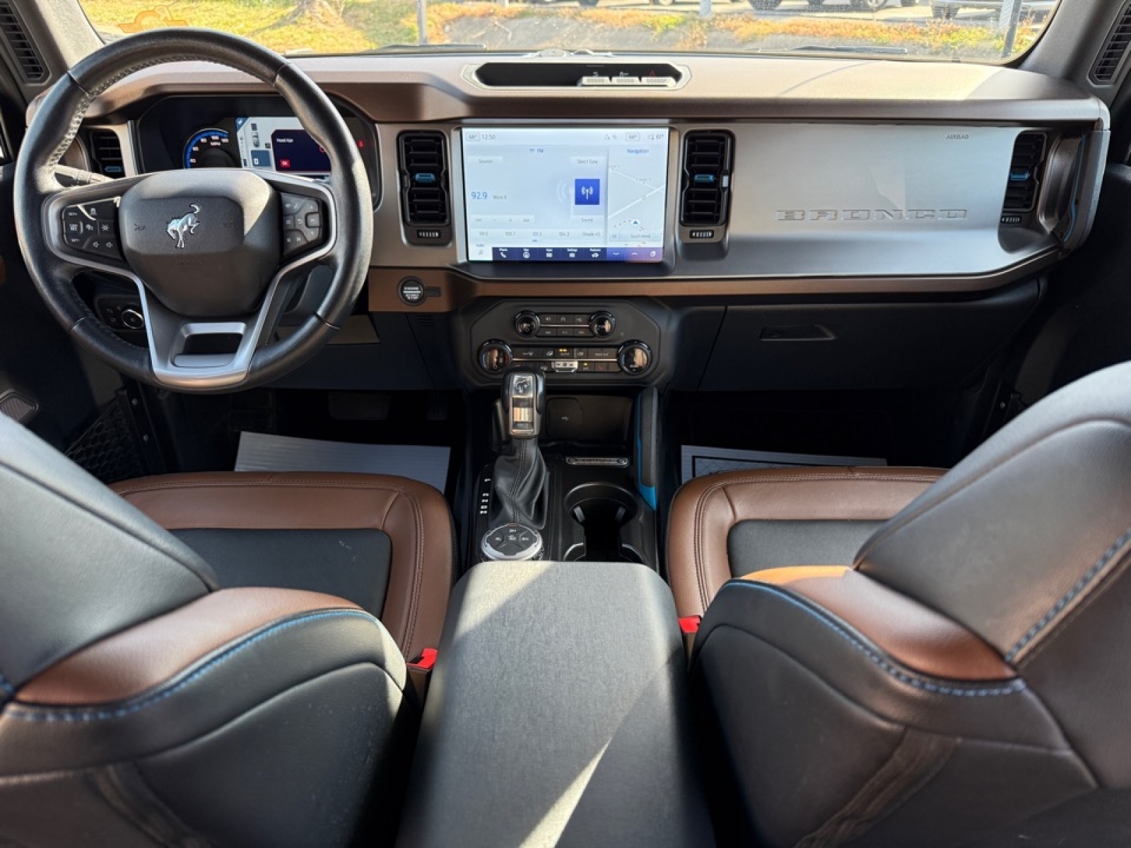 2022 Ford Bronco Outer Banks, 39144, Photo