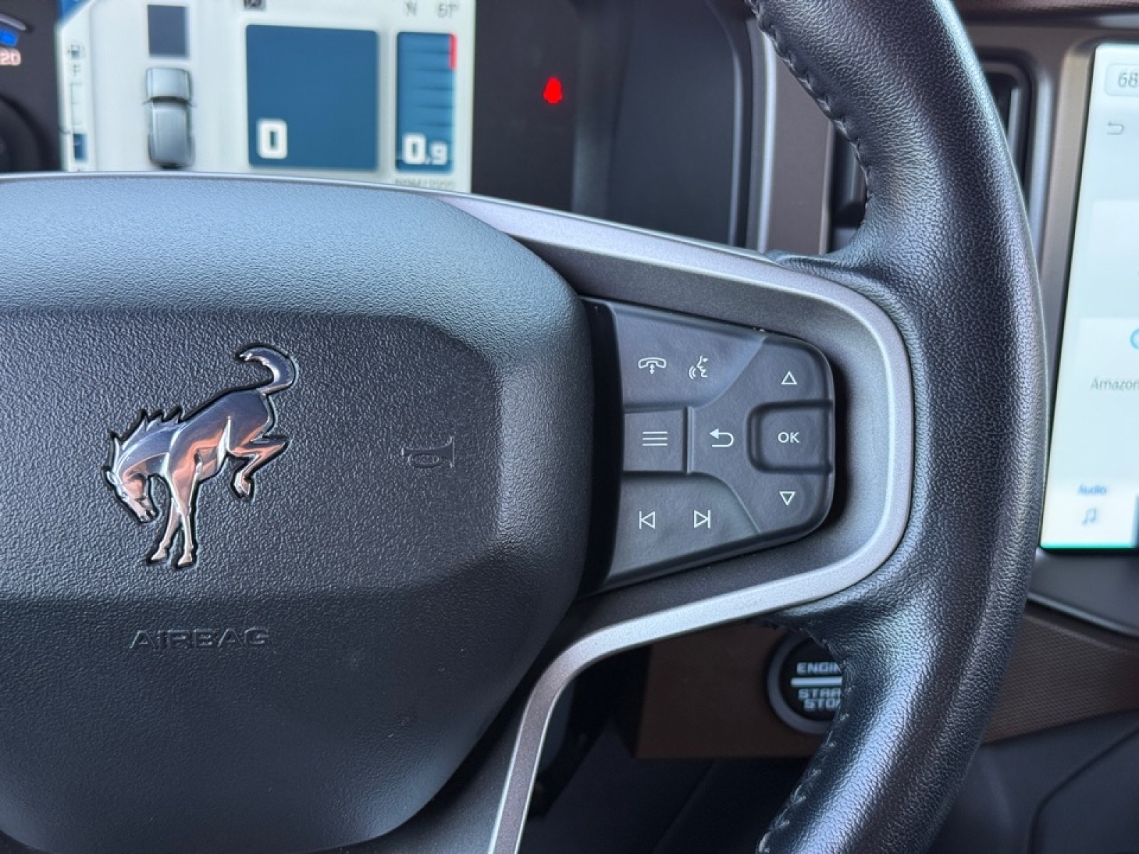 2022 Ford Bronco Outer Banks, 39144, Photo