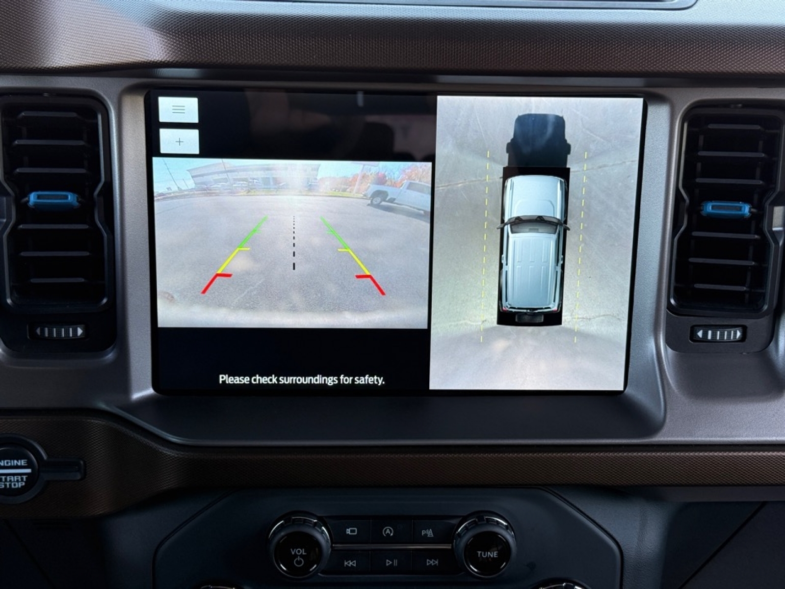 2022 Ford Bronco Outer Banks, 39144, Photo