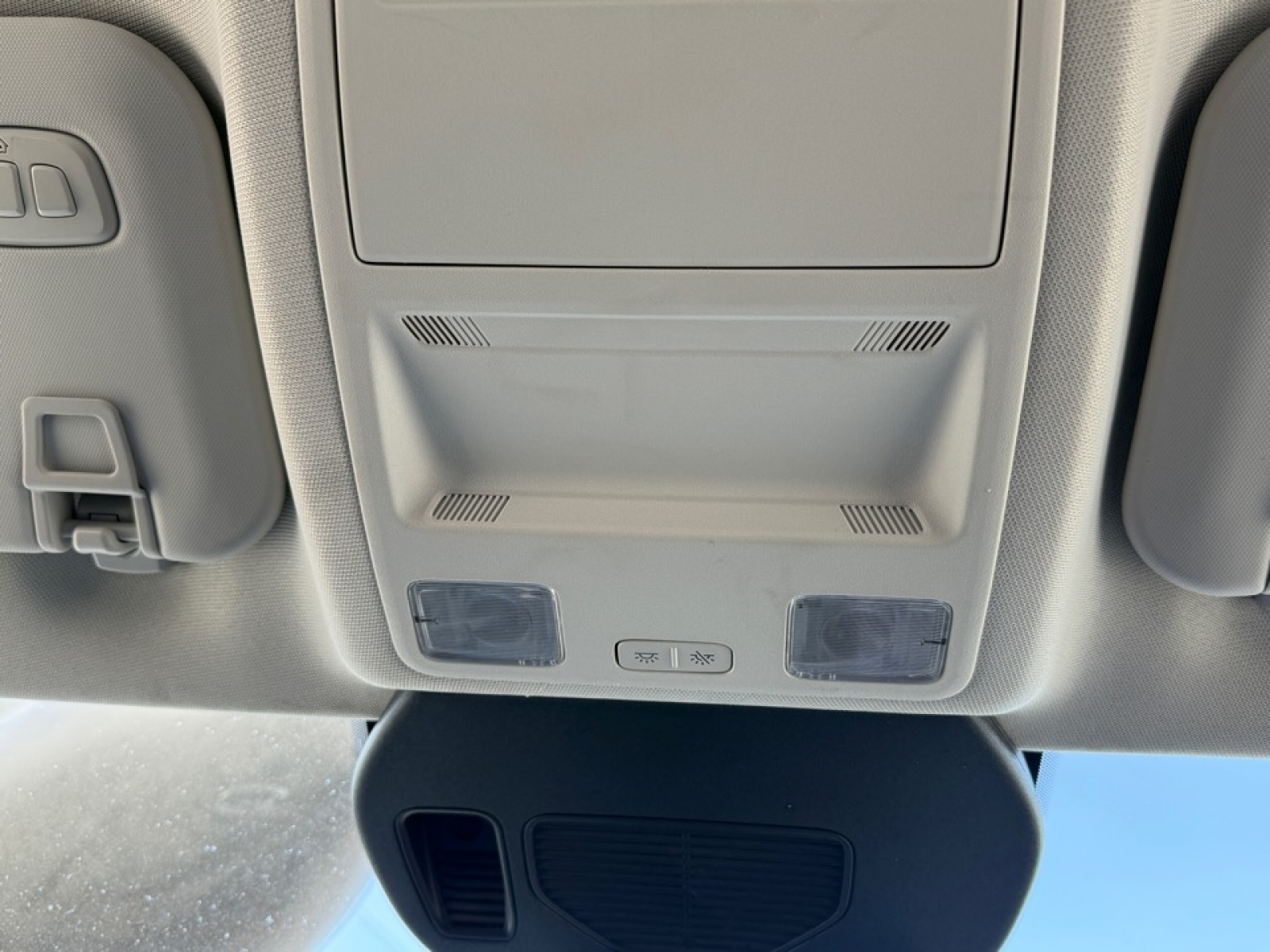 2022 Ford Escape Titanium, 38015, Photo