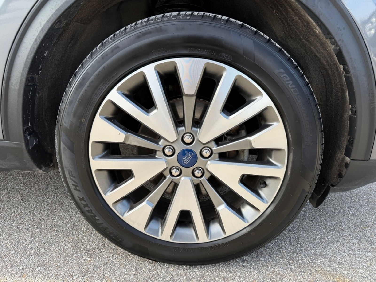 2022 Ford Escape Titanium, 38015, Photo