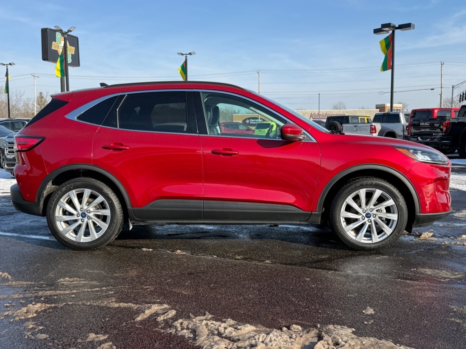 2022 Ford Escape Titanium Hybrid, 39229, Photo