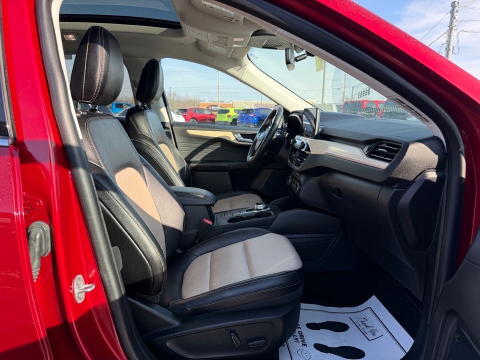 2022 Ford Escape Titanium Hybrid, 39229, Photo