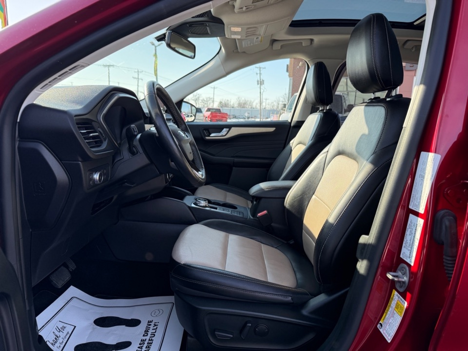 2022 Ford Escape Titanium Hybrid, 39229, Photo