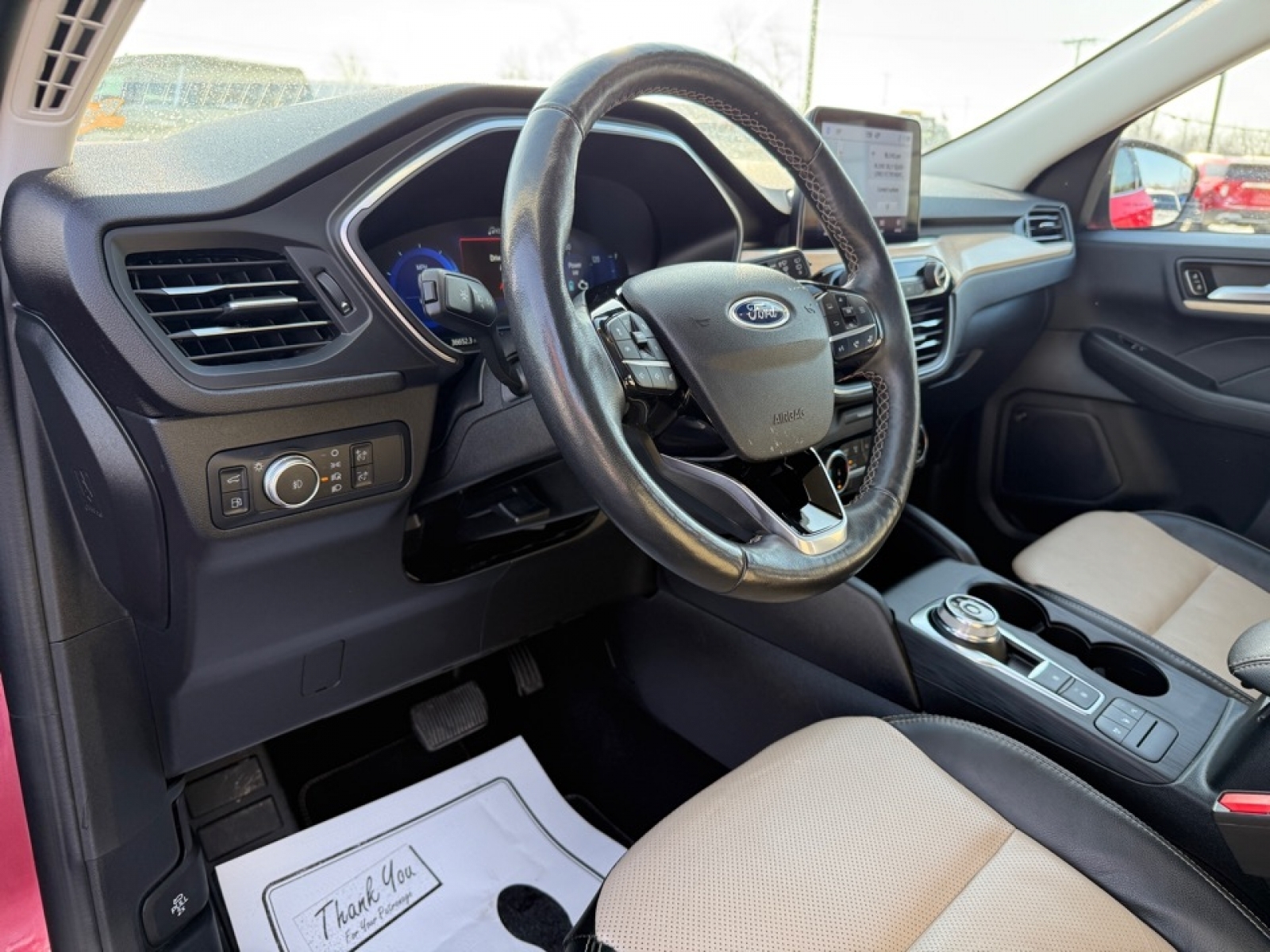 2022 Ford Escape Titanium Hybrid, 39229, Photo