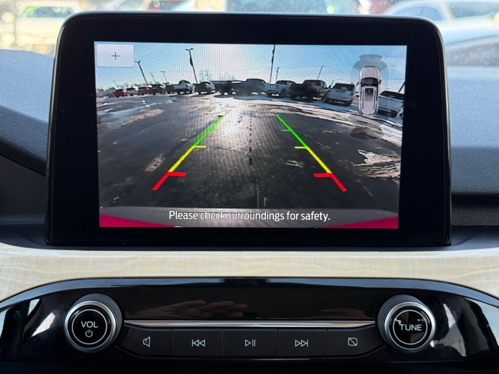 2022 Ford Escape Titanium Hybrid, 39229, Photo