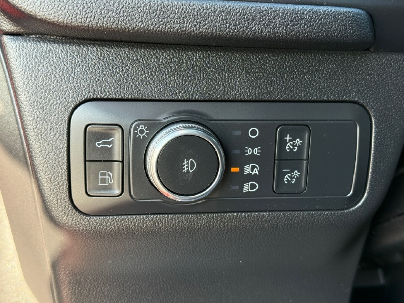 2022 Ford Escape Titanium Hybrid, 39229, Photo