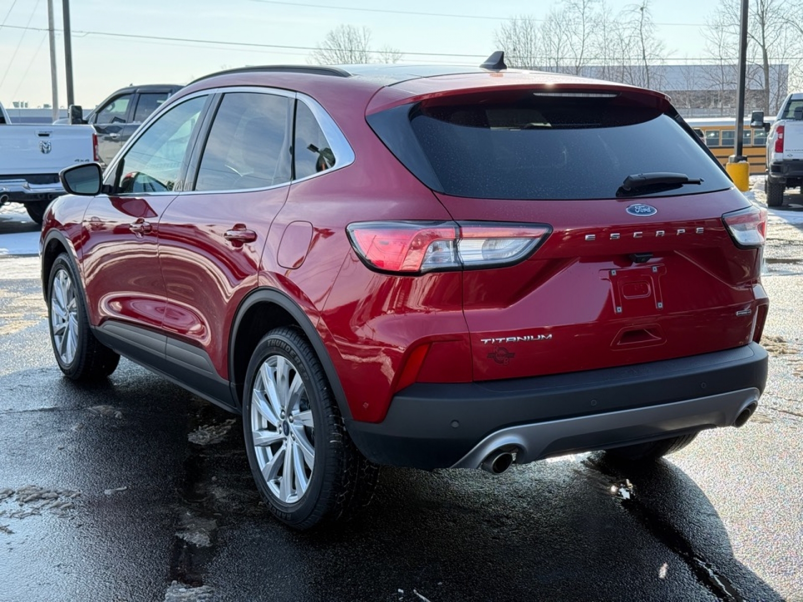 2022 Ford Escape Titanium Hybrid, 39229, Photo