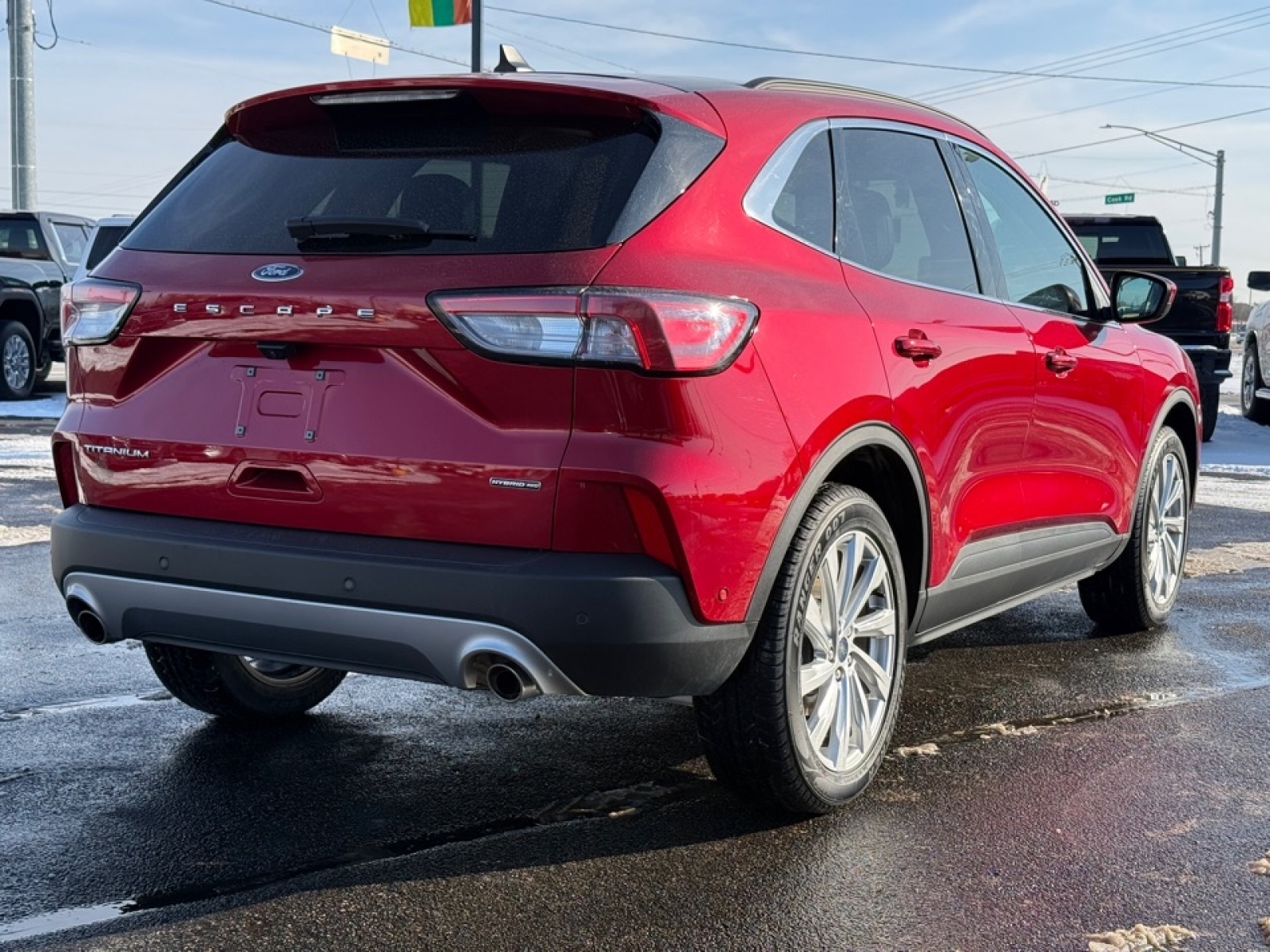 2022 Ford Escape Titanium Hybrid, 39229, Photo