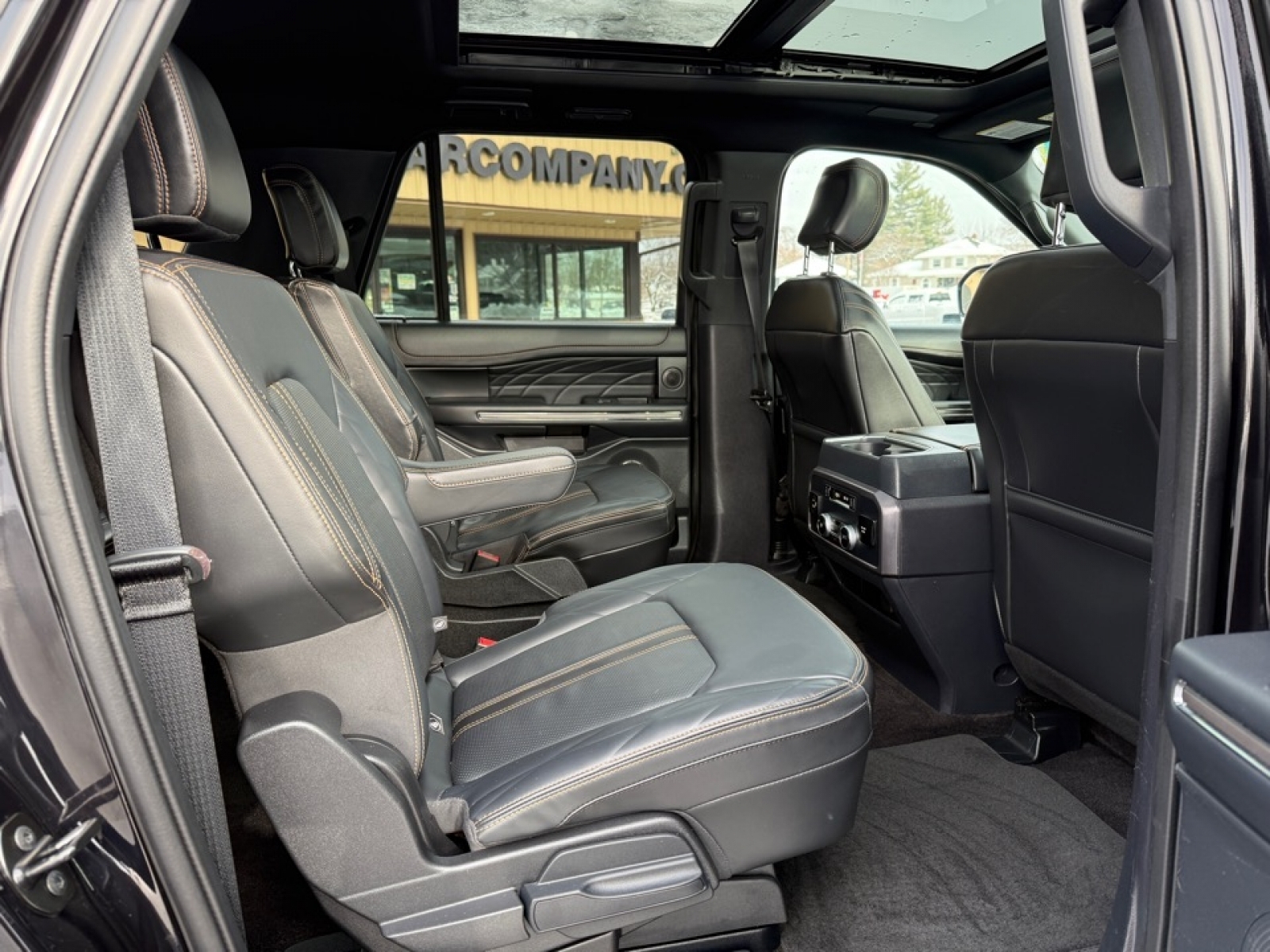 2022 Ford Expedition Platinum MAX, 39162, Photo