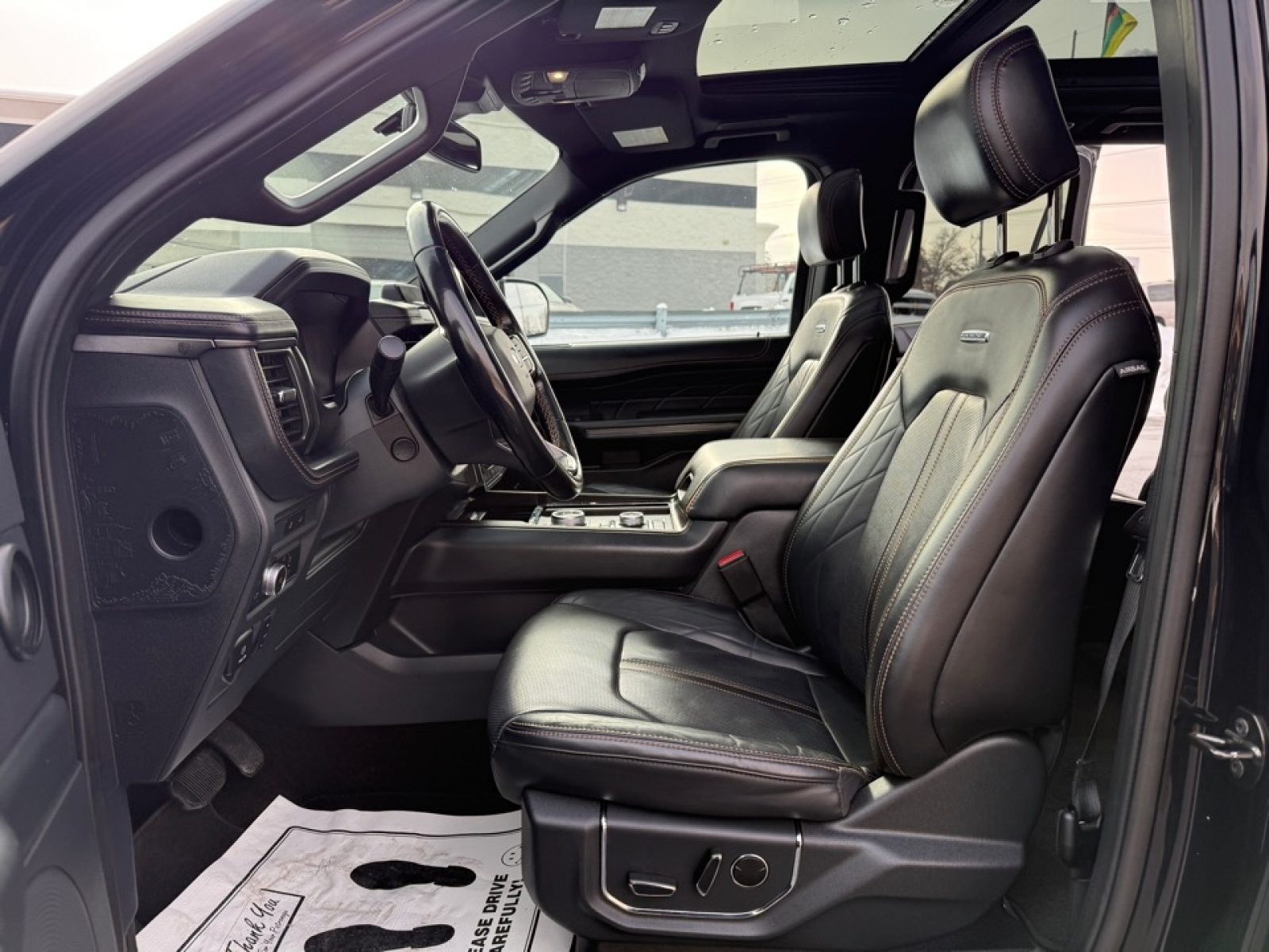 2022 Ford Expedition Platinum MAX, 39162, Photo