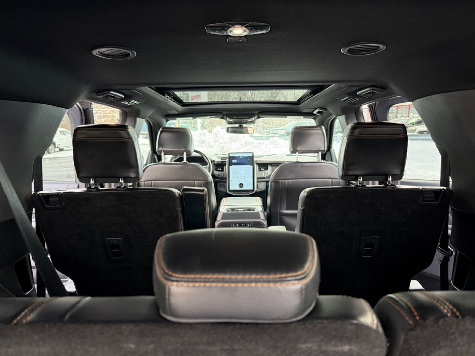 2022 Ford Expedition Platinum MAX, 39162, Photo