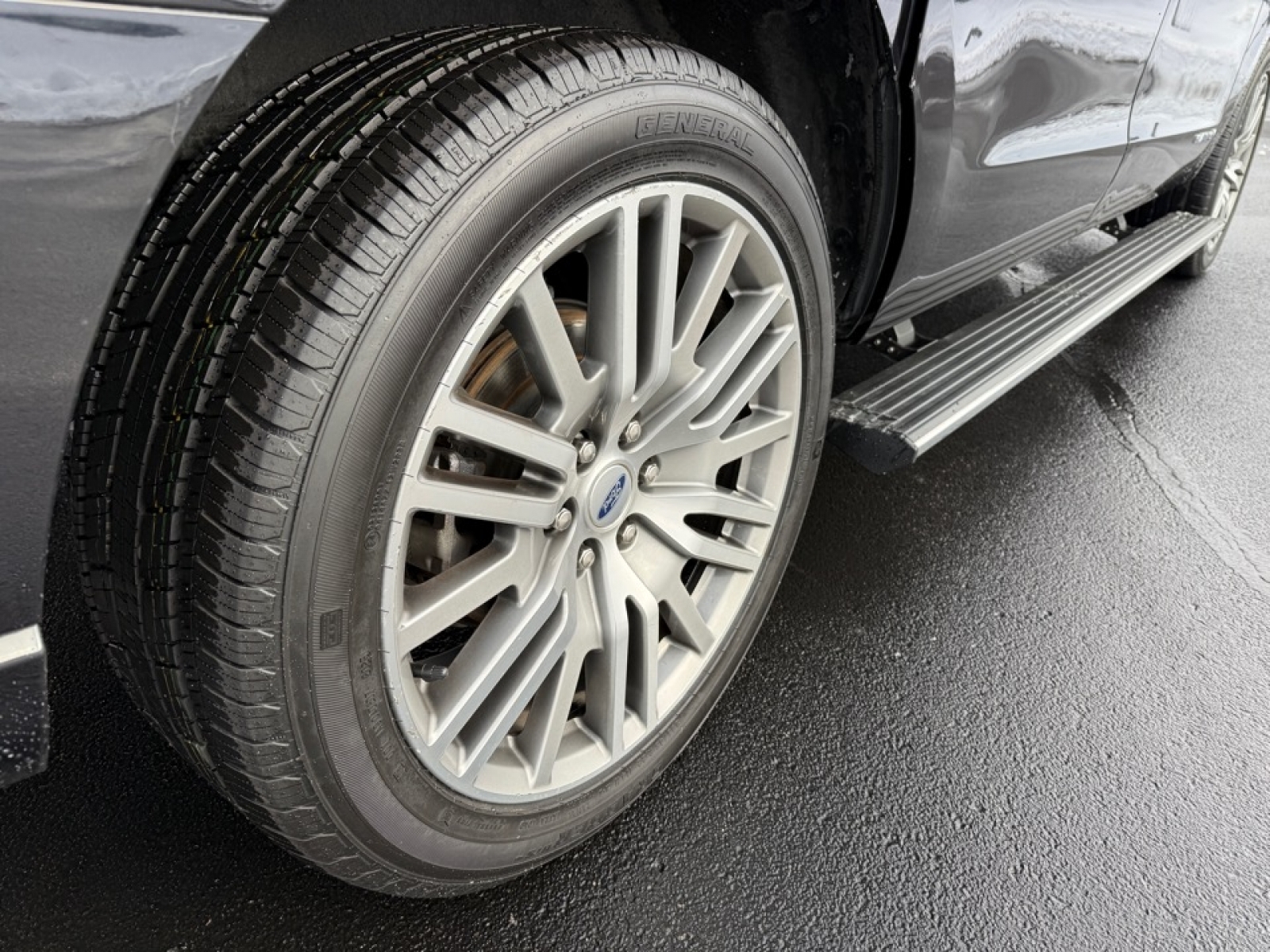 2022 Ford Expedition Platinum MAX, 39162, Photo