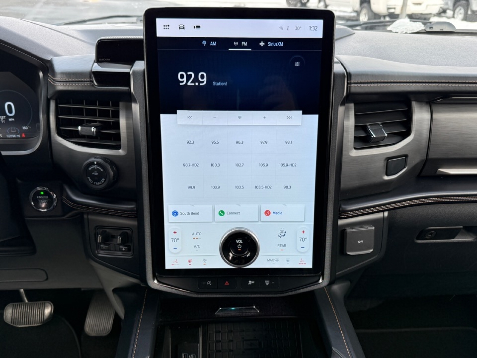 2022 Ford Expedition Platinum MAX, 39162, Photo