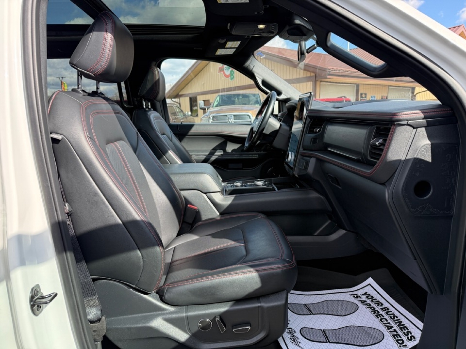 2022 Ford Expedition Limited MAX, 39580, Photo