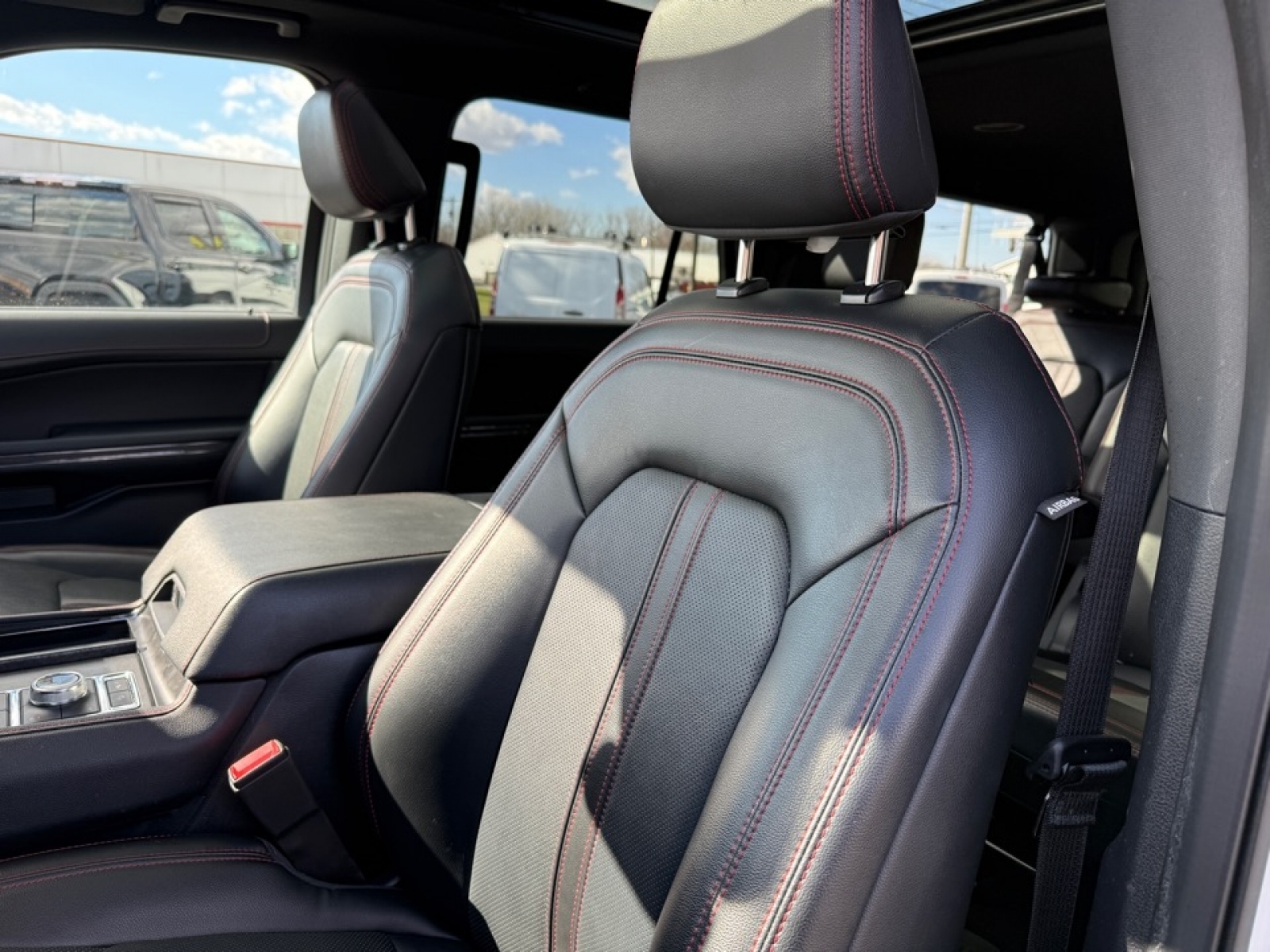 2022 Ford Expedition Limited MAX, 39580, Photo