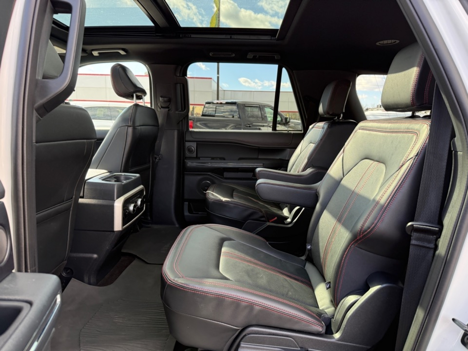 2022 Ford Expedition Limited MAX, 39580, Photo