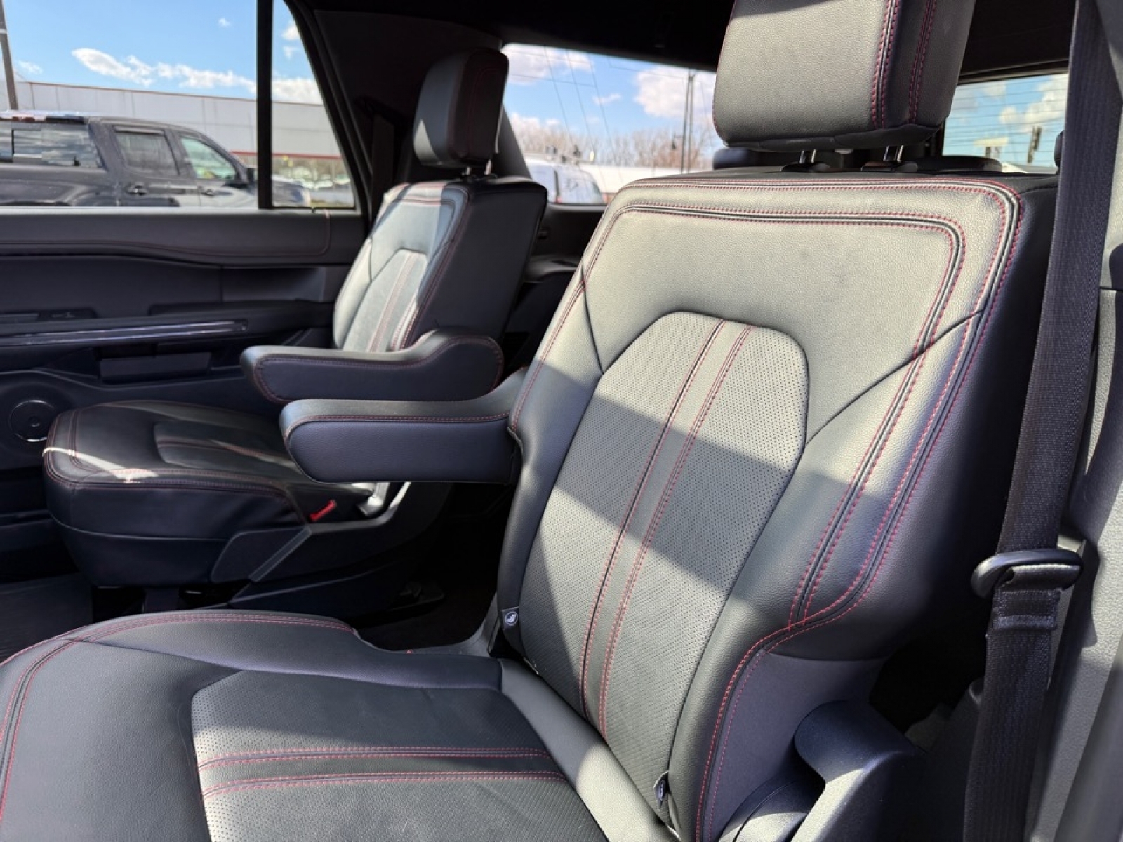 2022 Ford Expedition Limited MAX, 39580, Photo