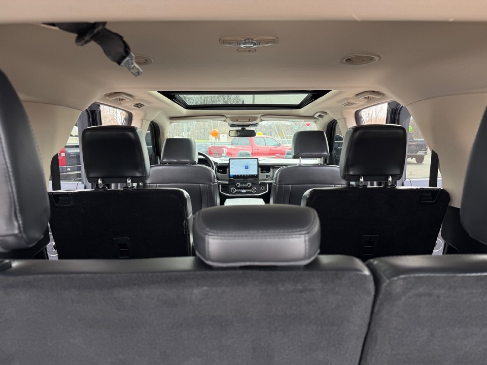 2022 Ford Expedition XLT, 39653, Photo