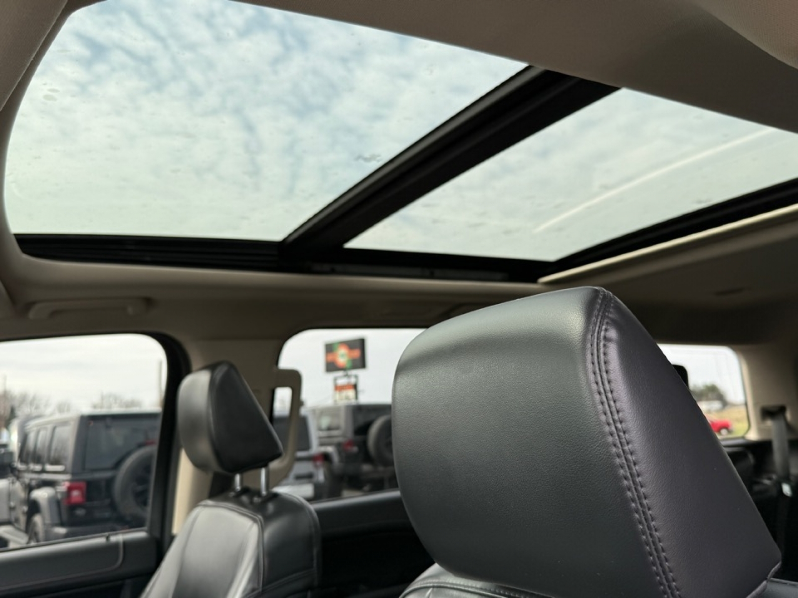 2022 Ford Expedition XLT, 39653, Photo