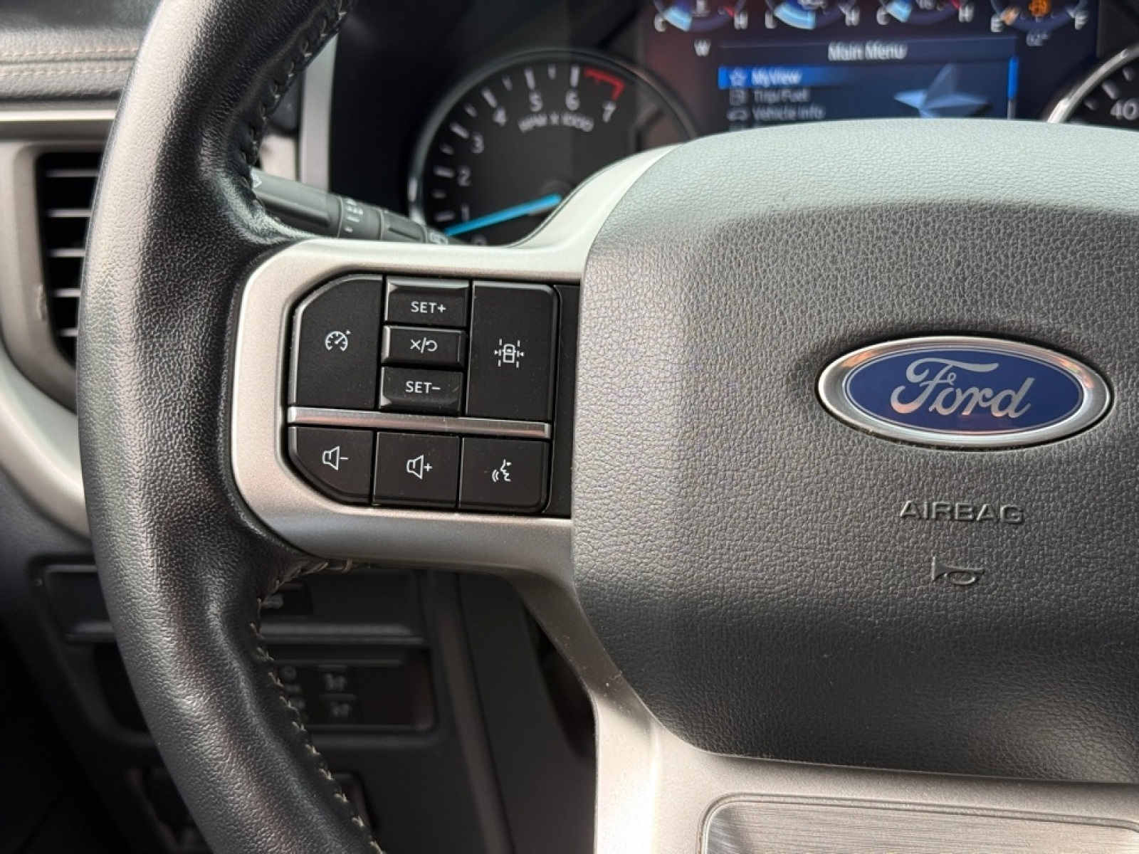 2022 Ford Expedition XLT, 39653, Photo