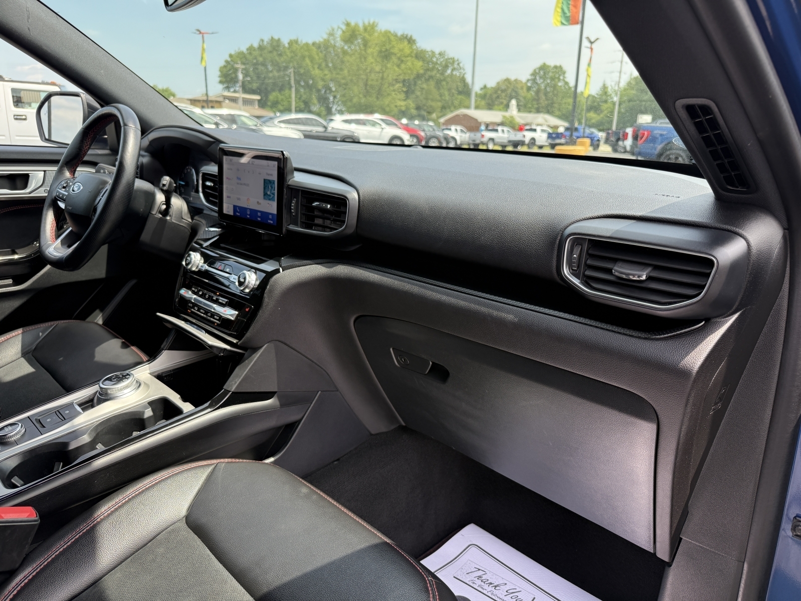 2022 Ford Explorer ST ST-Line photo 9