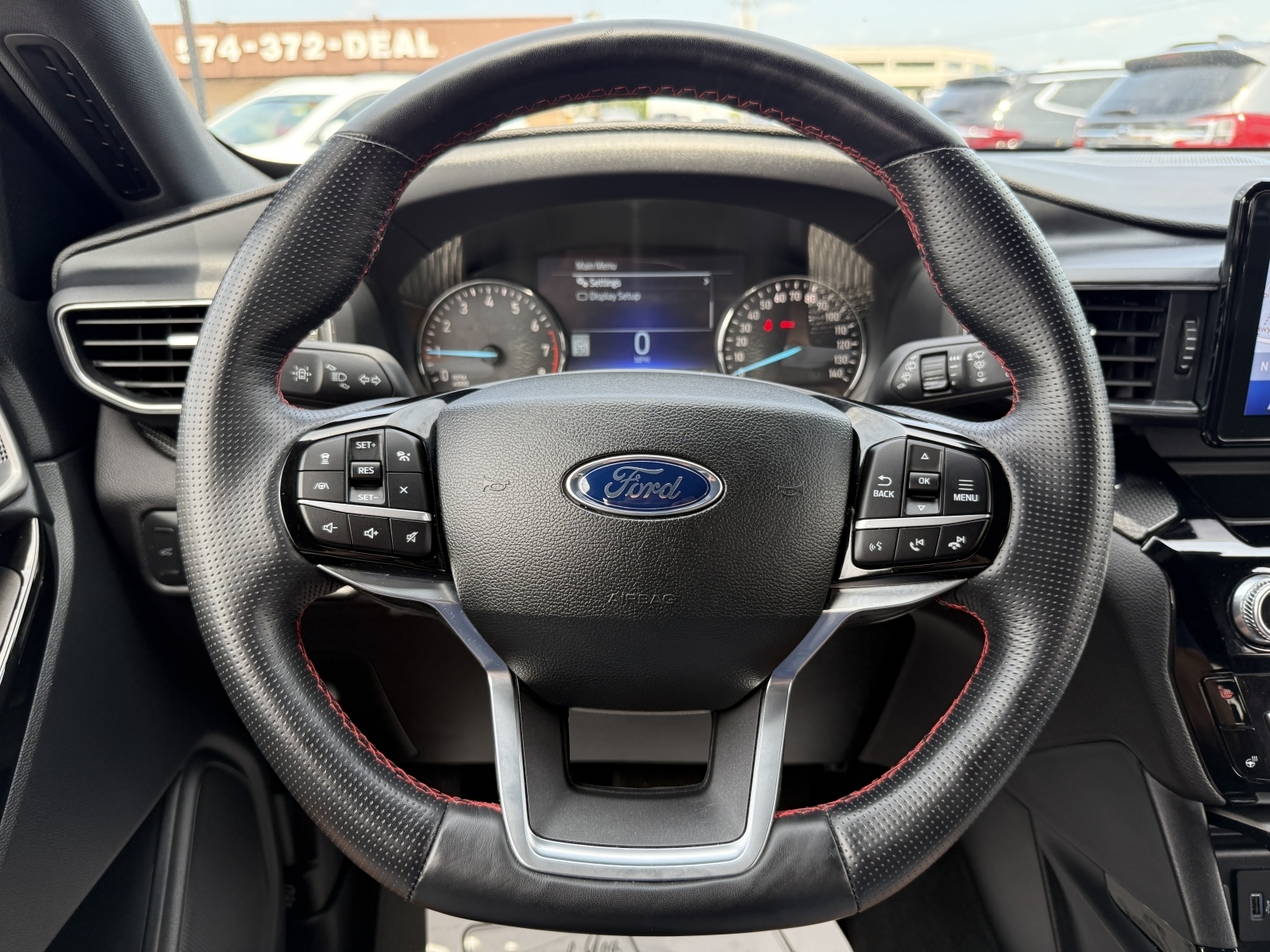 2022 Ford Explorer ST ST-Line photo 18