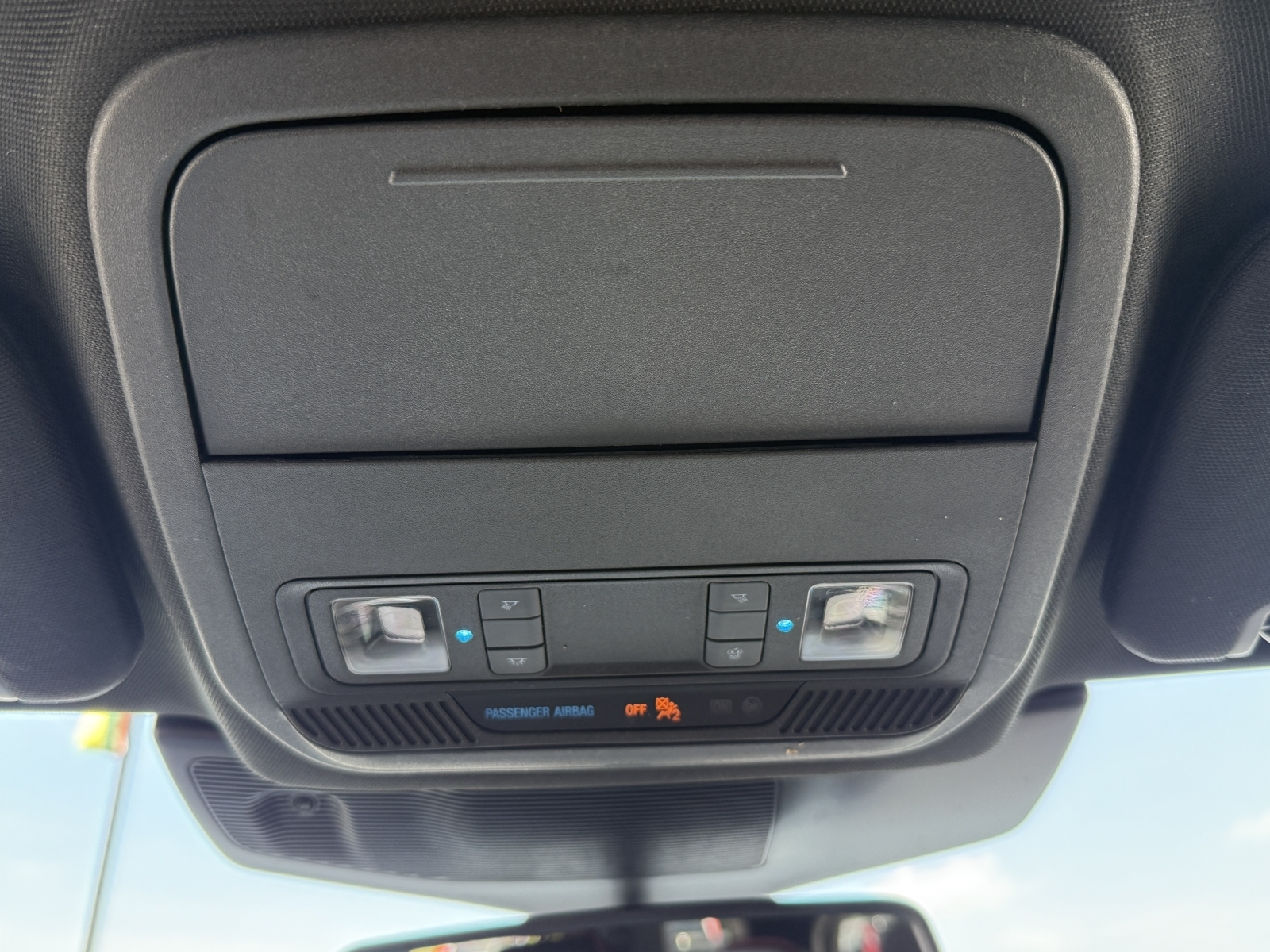 2022 Ford Explorer ST ST-Line photo 31